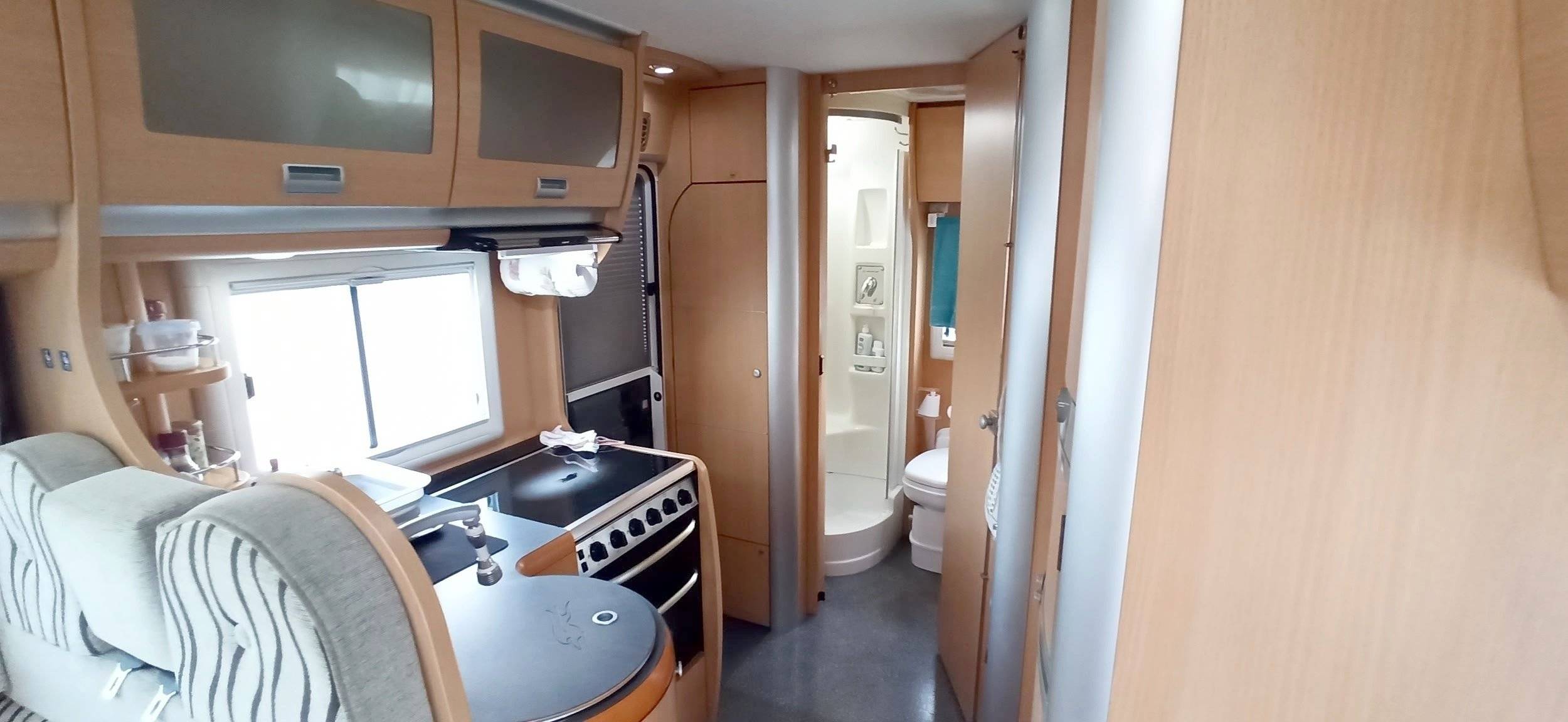 Kitchen Iveco - Yescapa