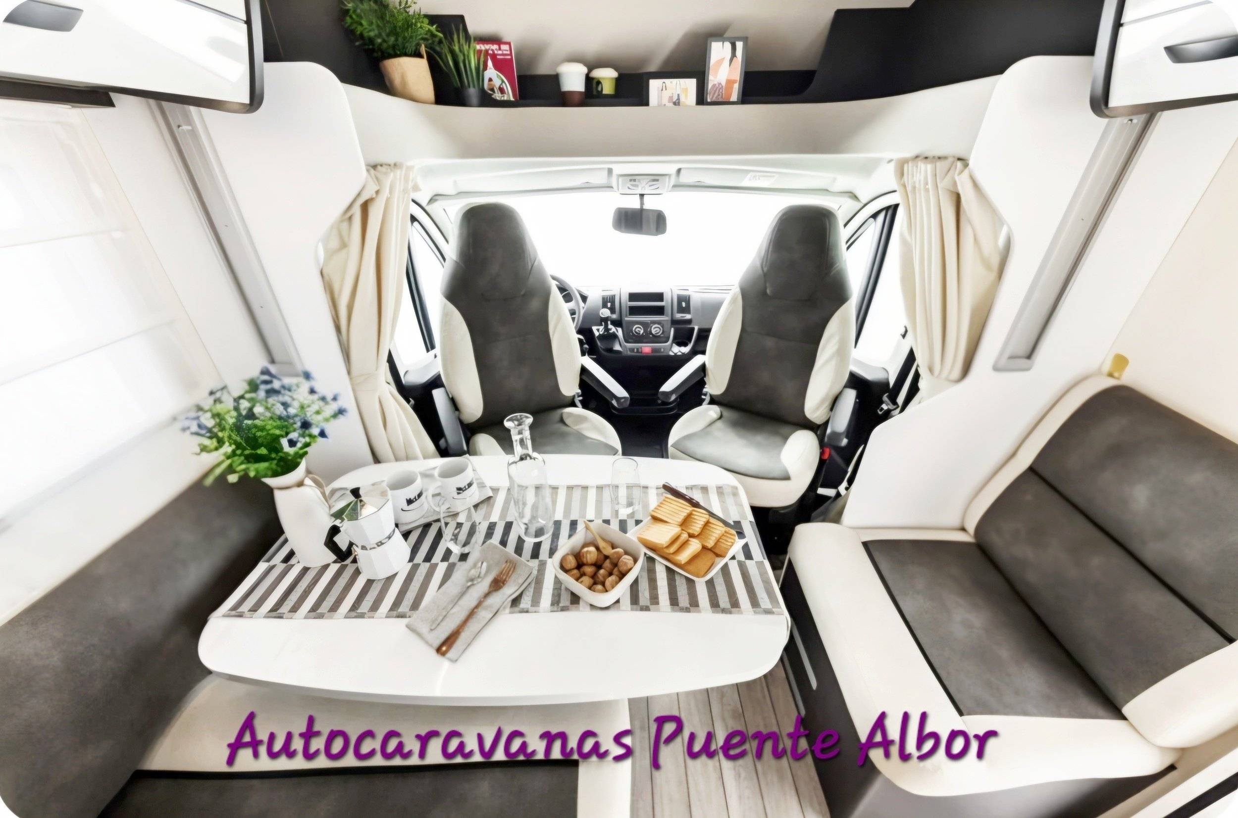 Dinette Ford - Yescapa