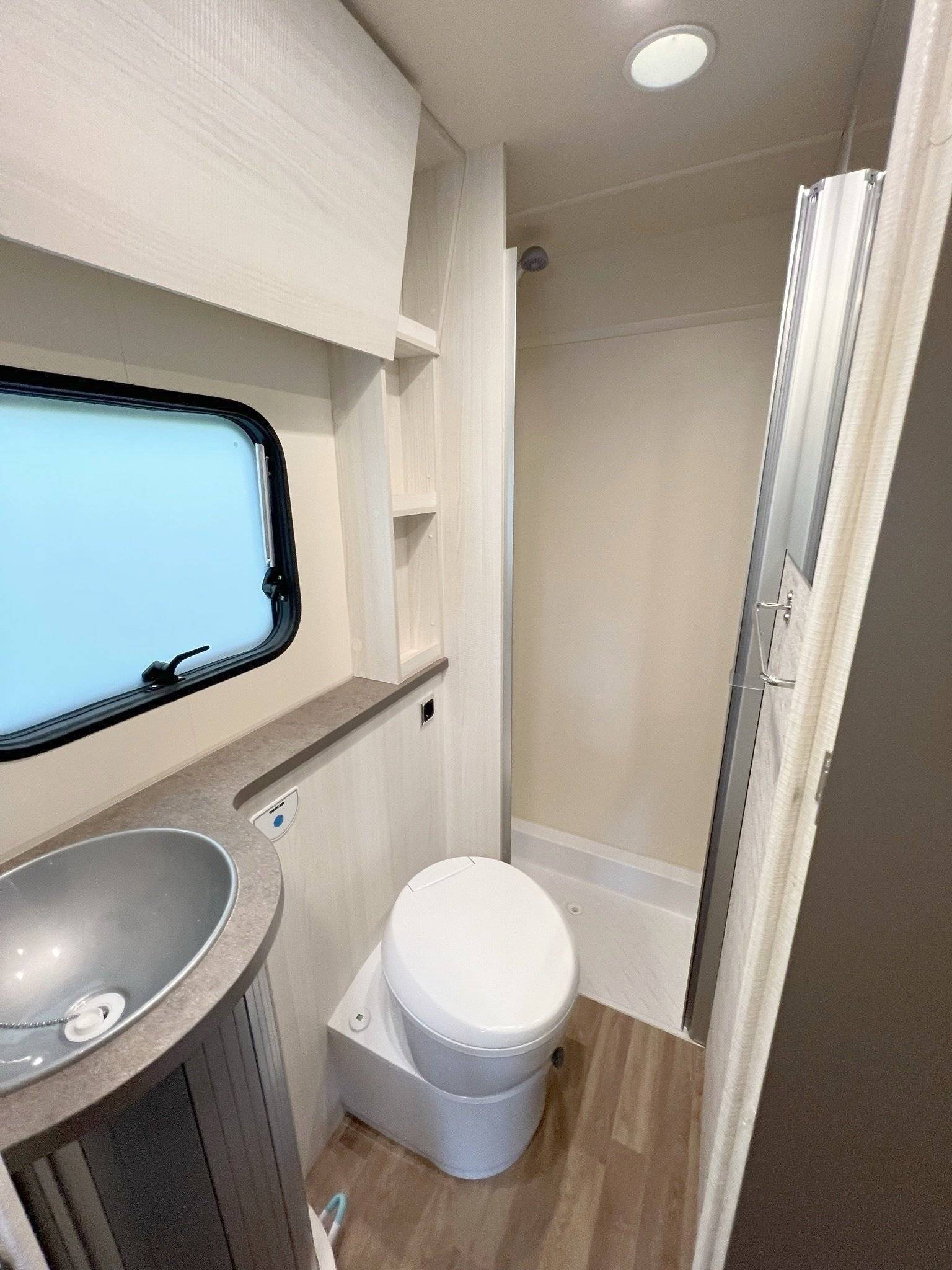 Ahorn Master 2,3 l 145 ch