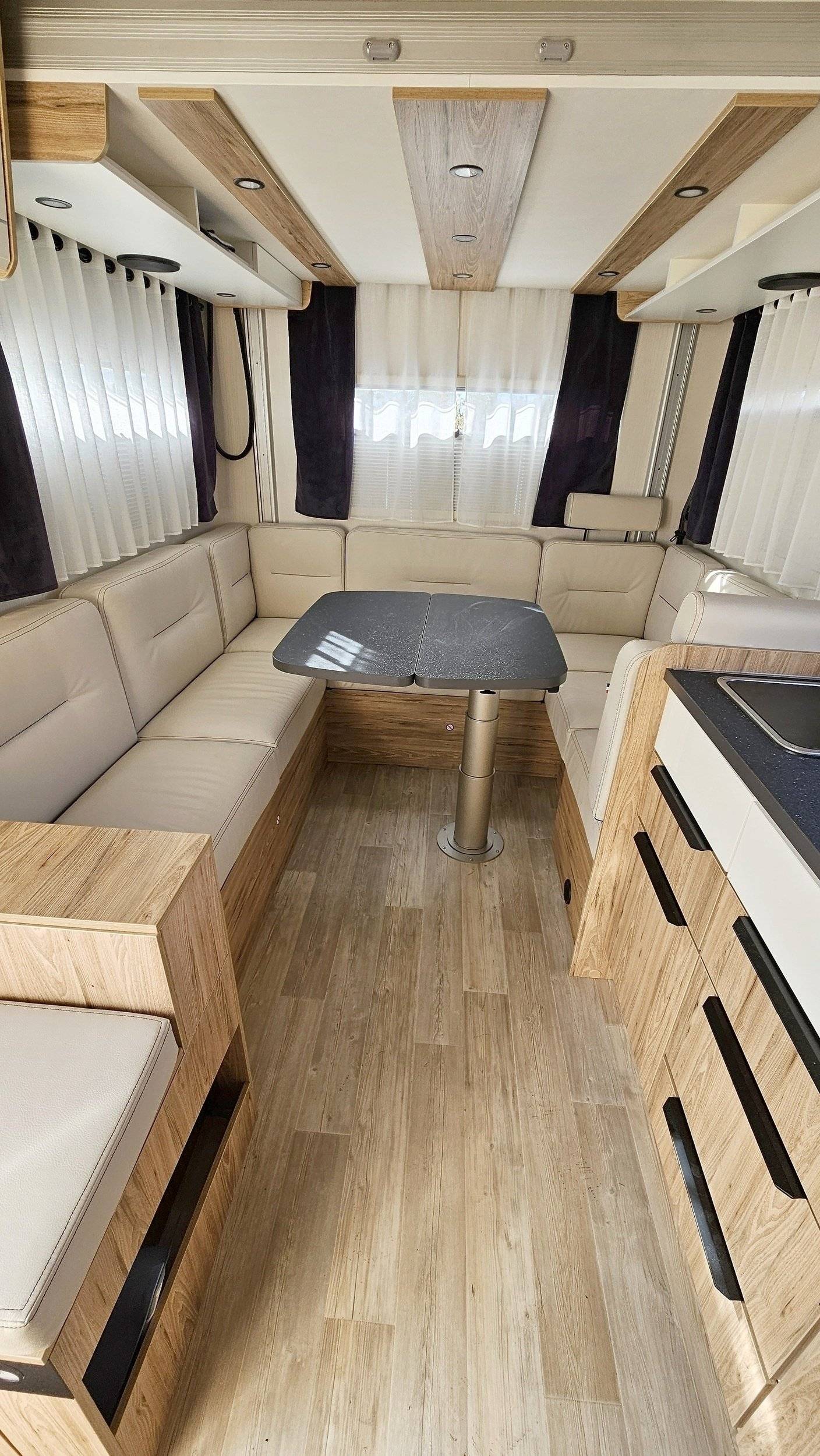 Bavaria BAVARIA T696U