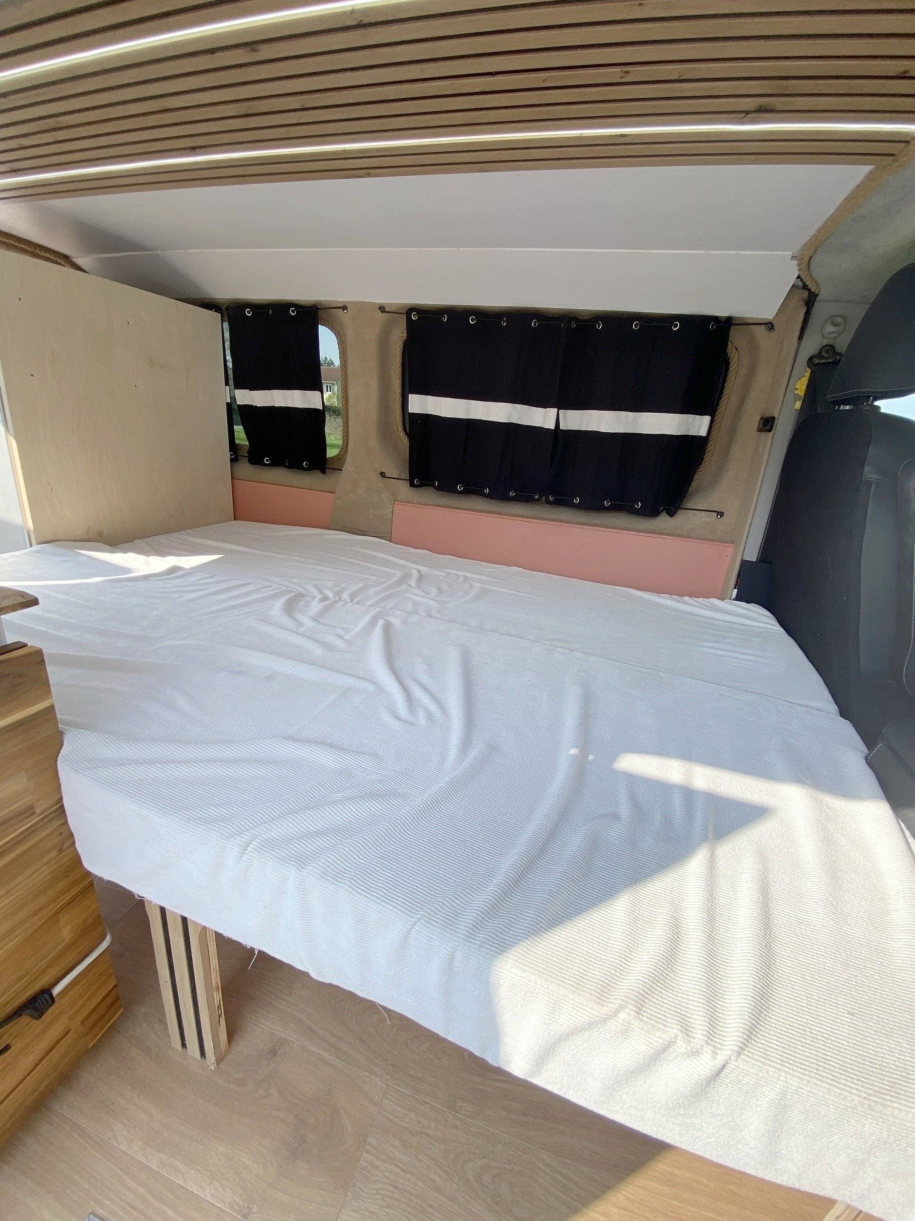 Combeing 2,0 l dCi 115 ch