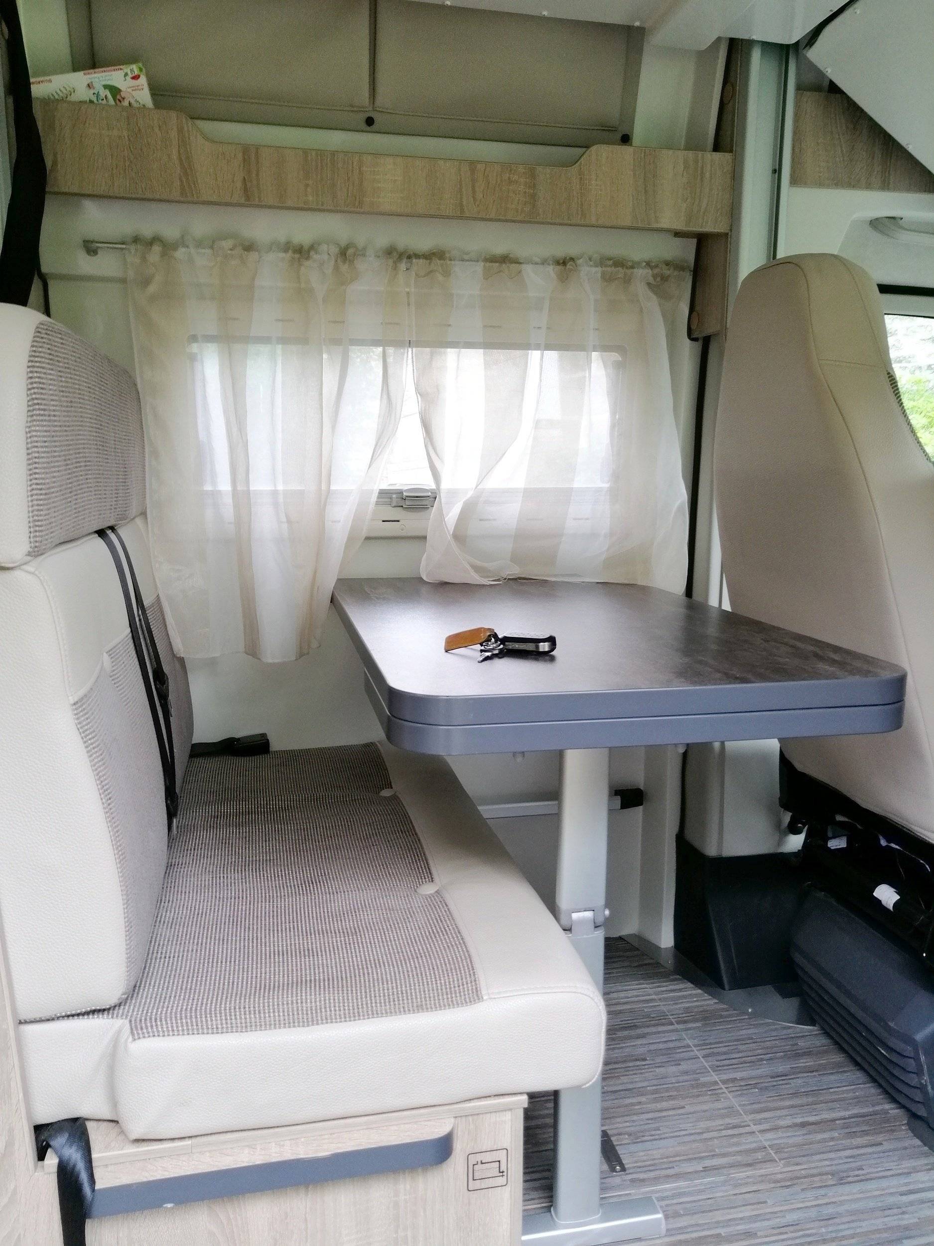 Font Vendôme Terra Van