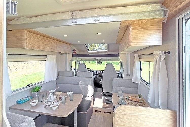 Mooveo &amp; Pilote "Galaxy"