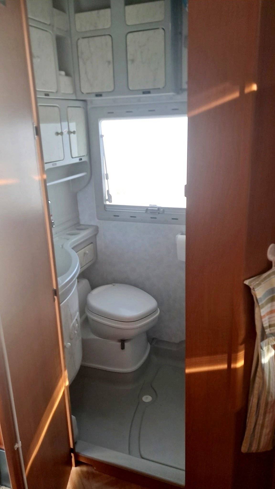 Adria ADRIA CORAL 670DK