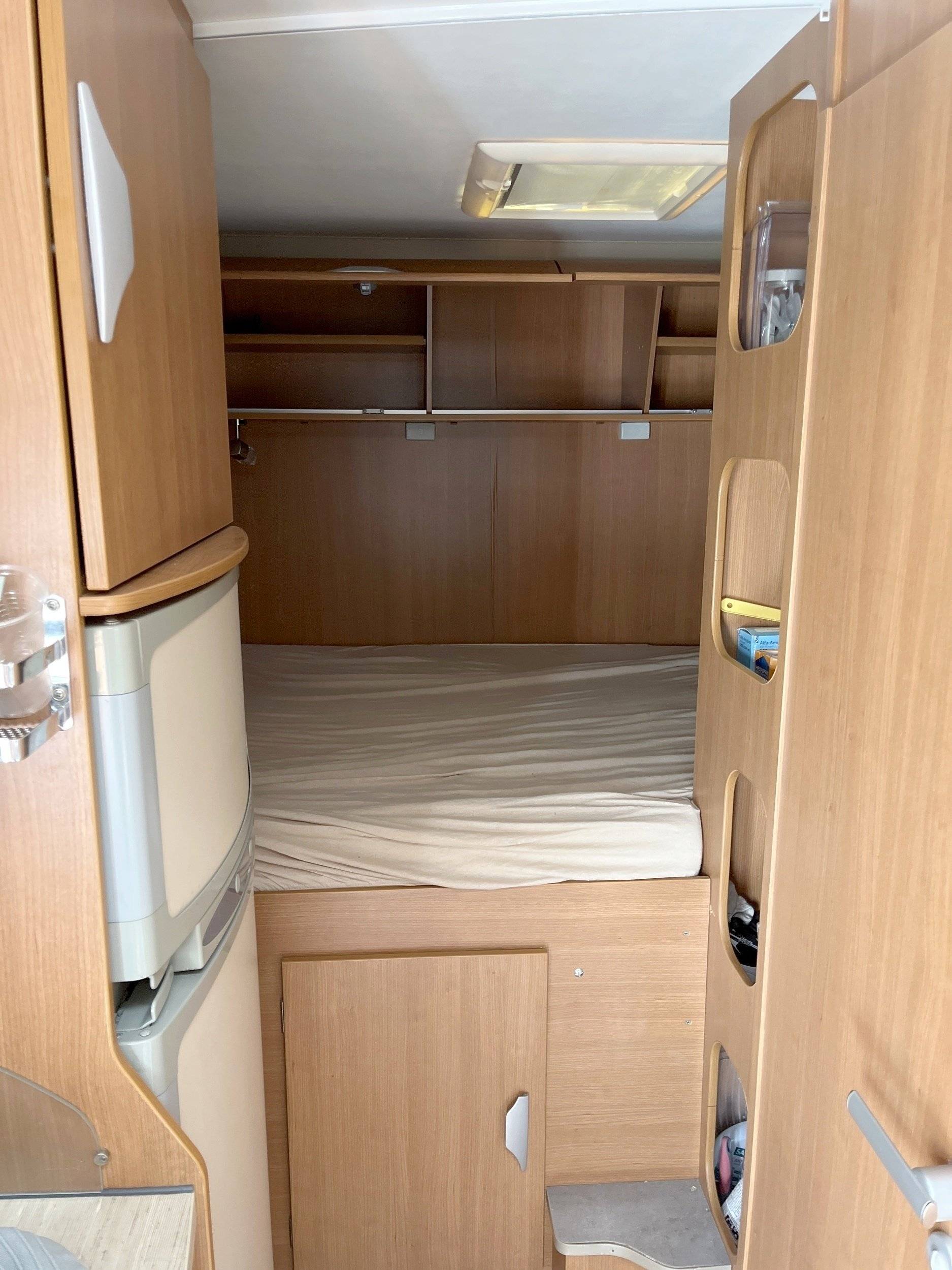 Pilote Aventura A705