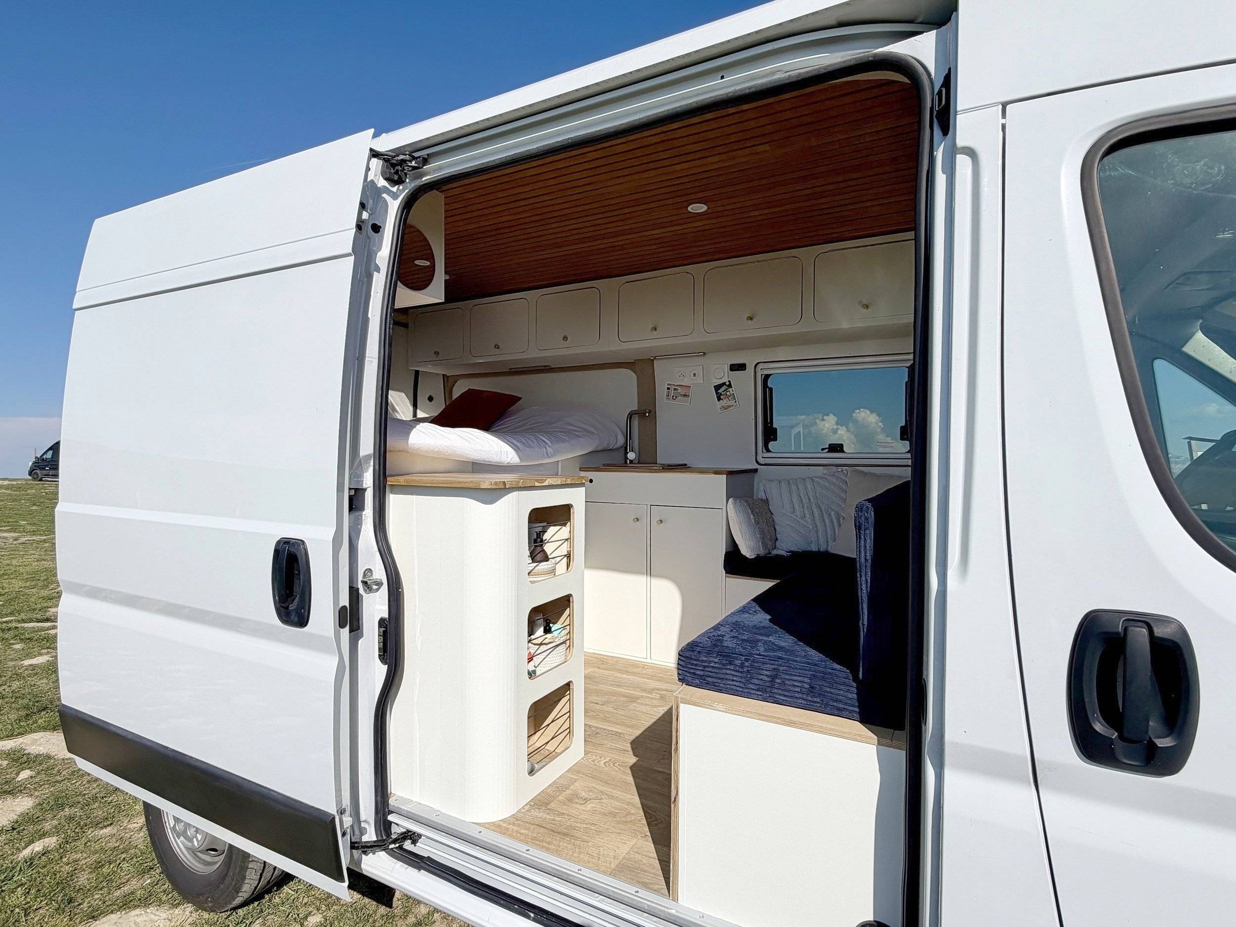 VanStuff Boxer