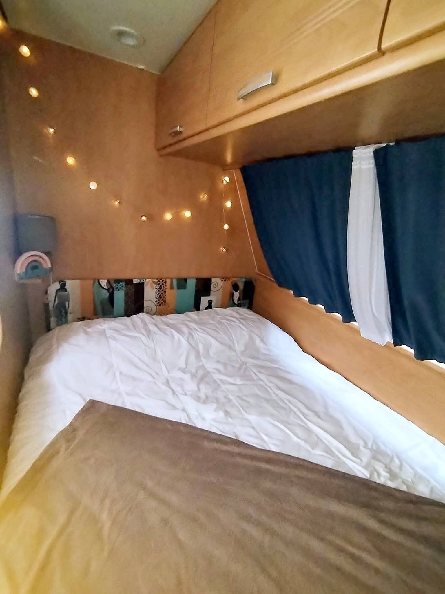 Berth  - Yescapa