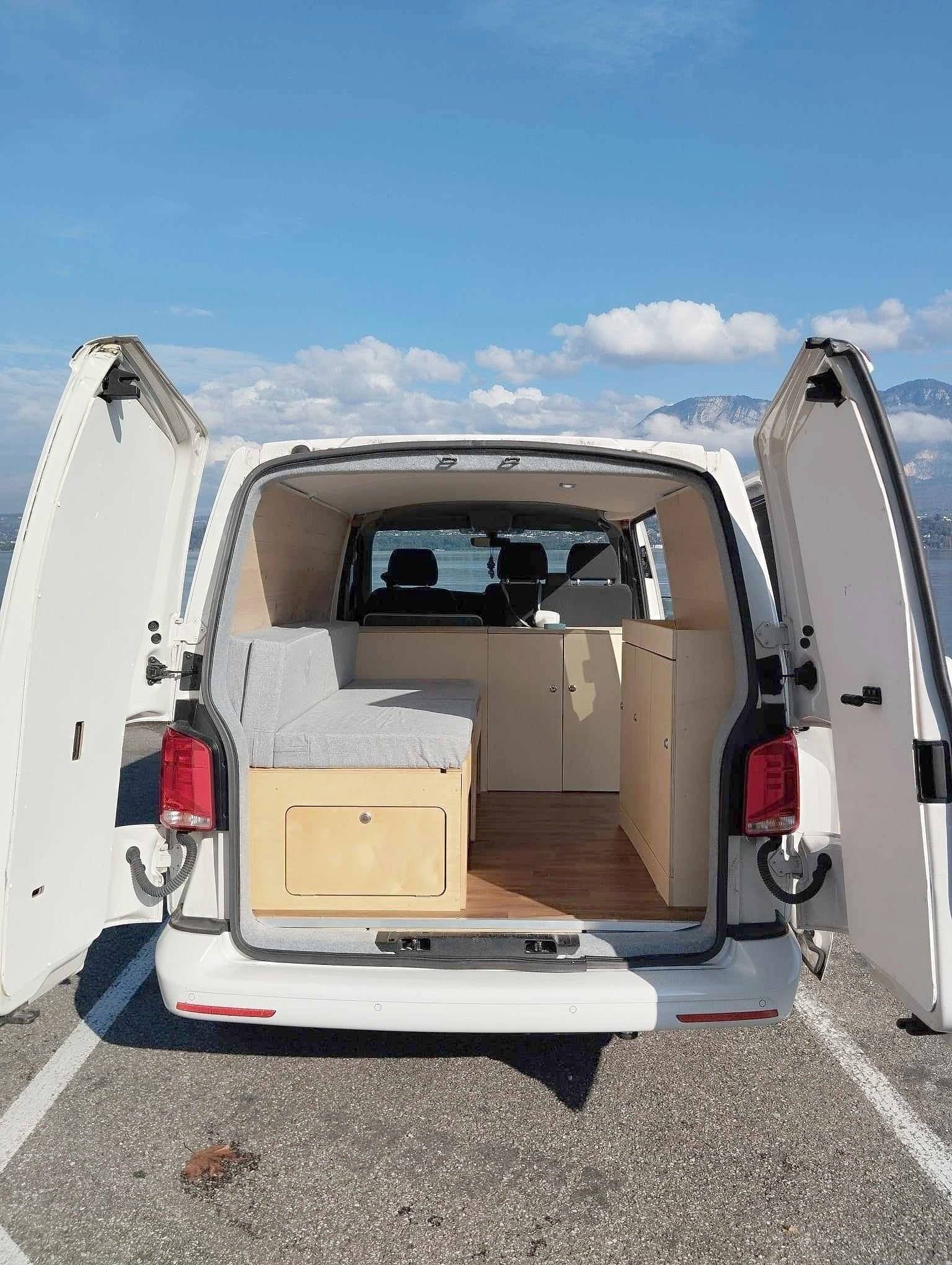 Adria Volkswagen T6.1