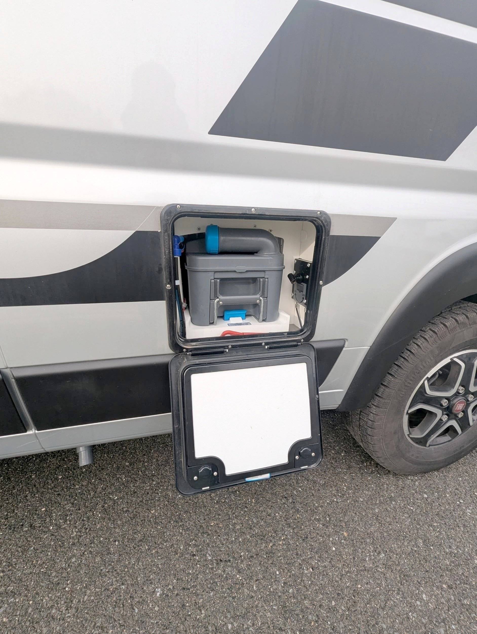 Adria Twin Supreme 640 SPB FAMILY