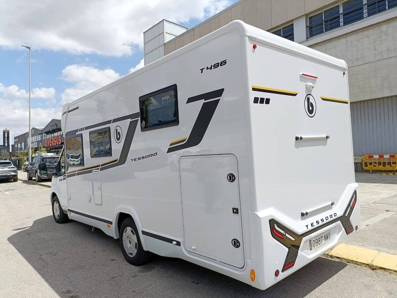 Benimar T496