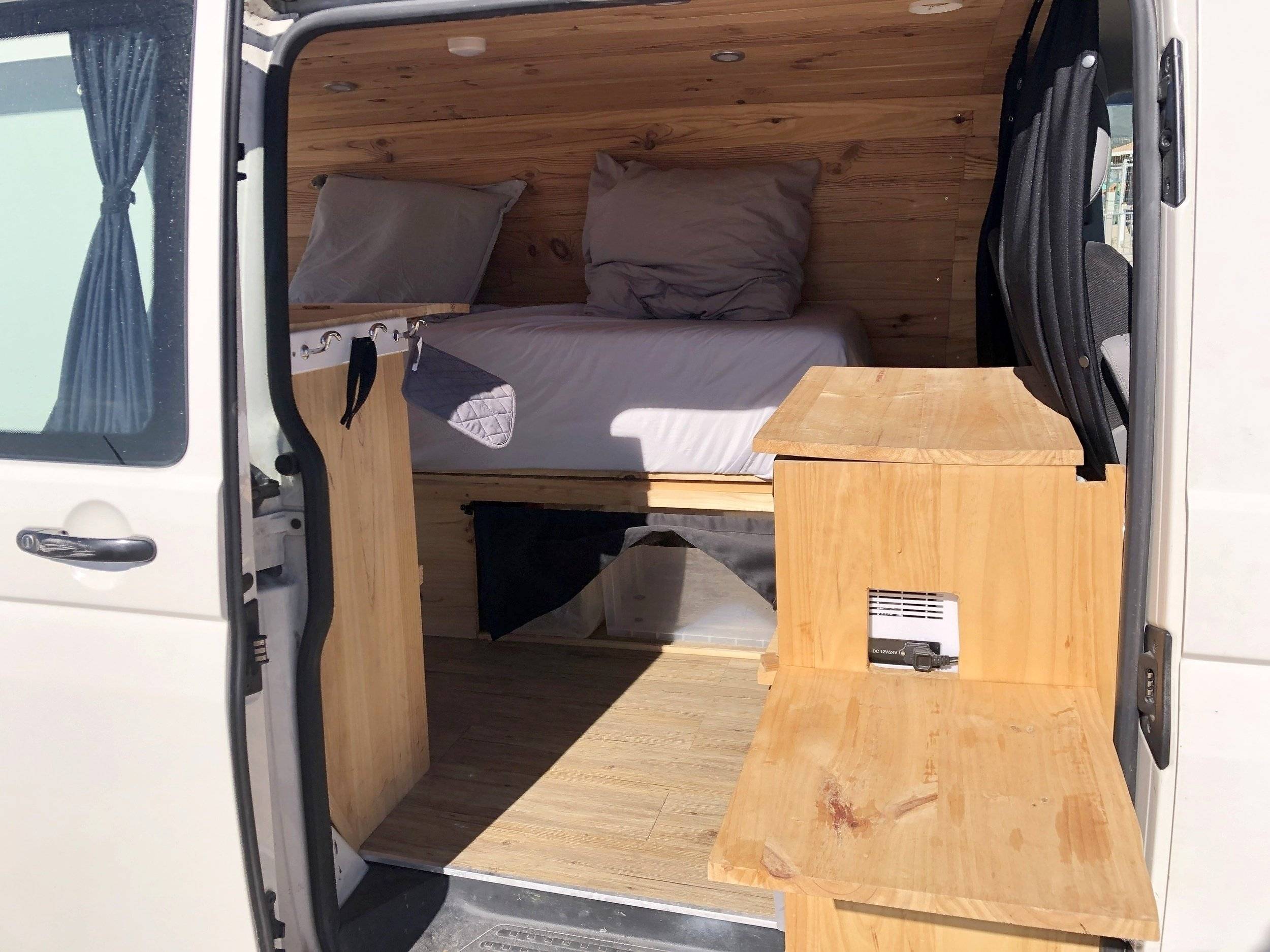 Volkswagen T5 2 l 102 ch