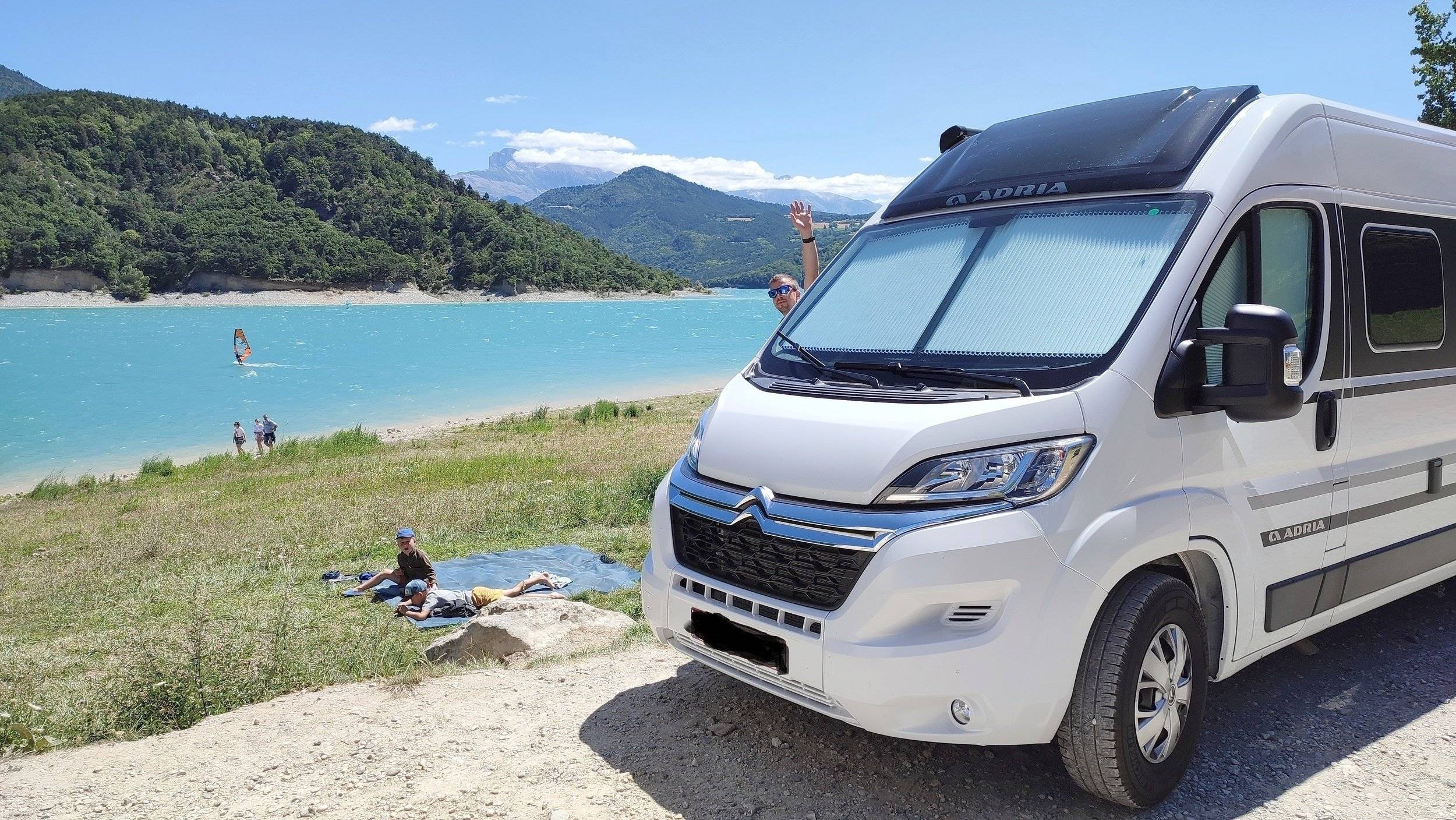 Adria Adria Twin PLUS 600 SPB Family