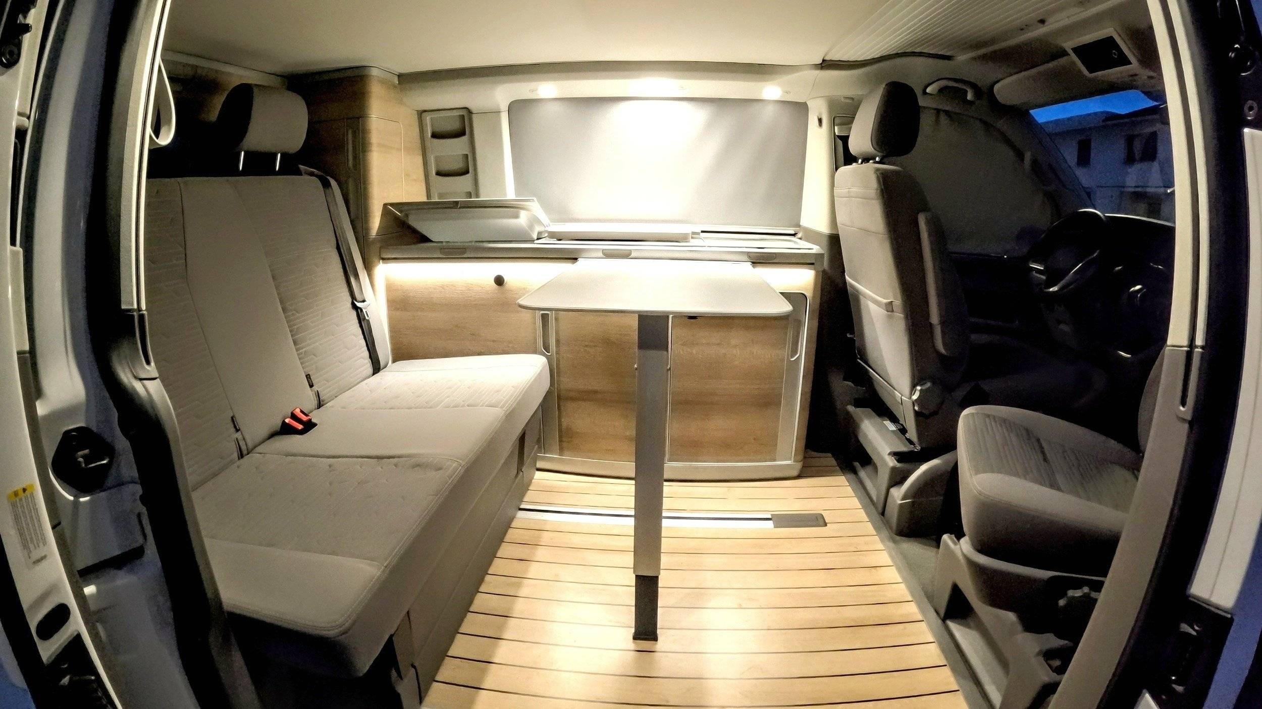 Volkswagen Volkswagen T6.1 California 