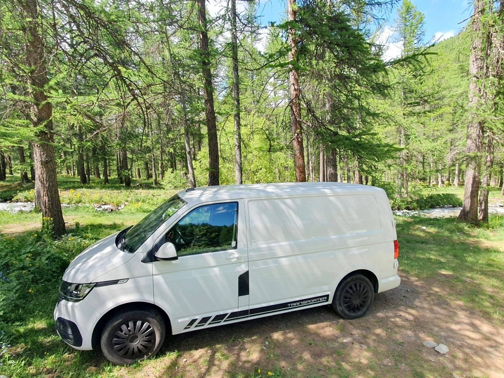 Van Mania van