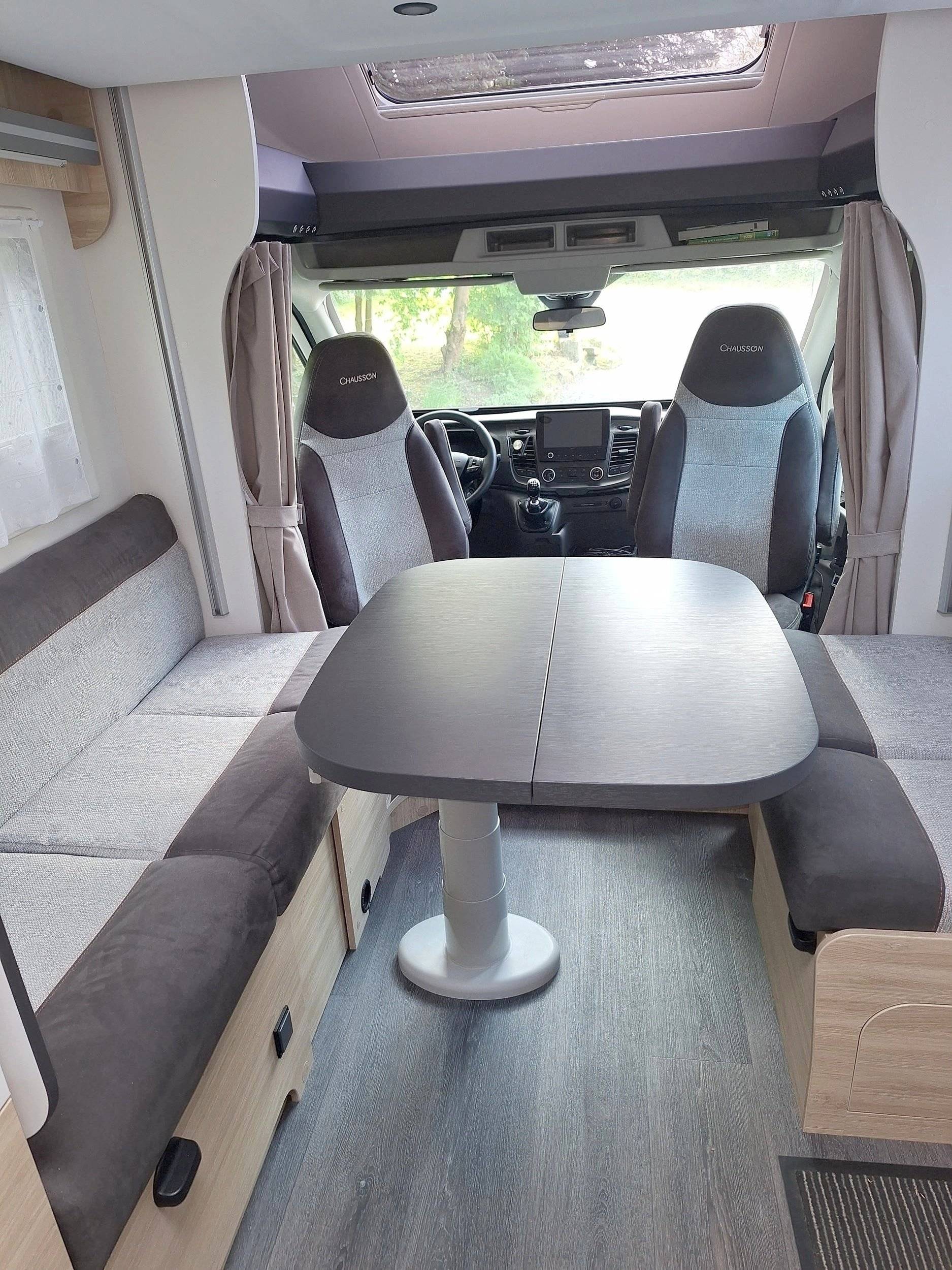 Chausson 650 First Line