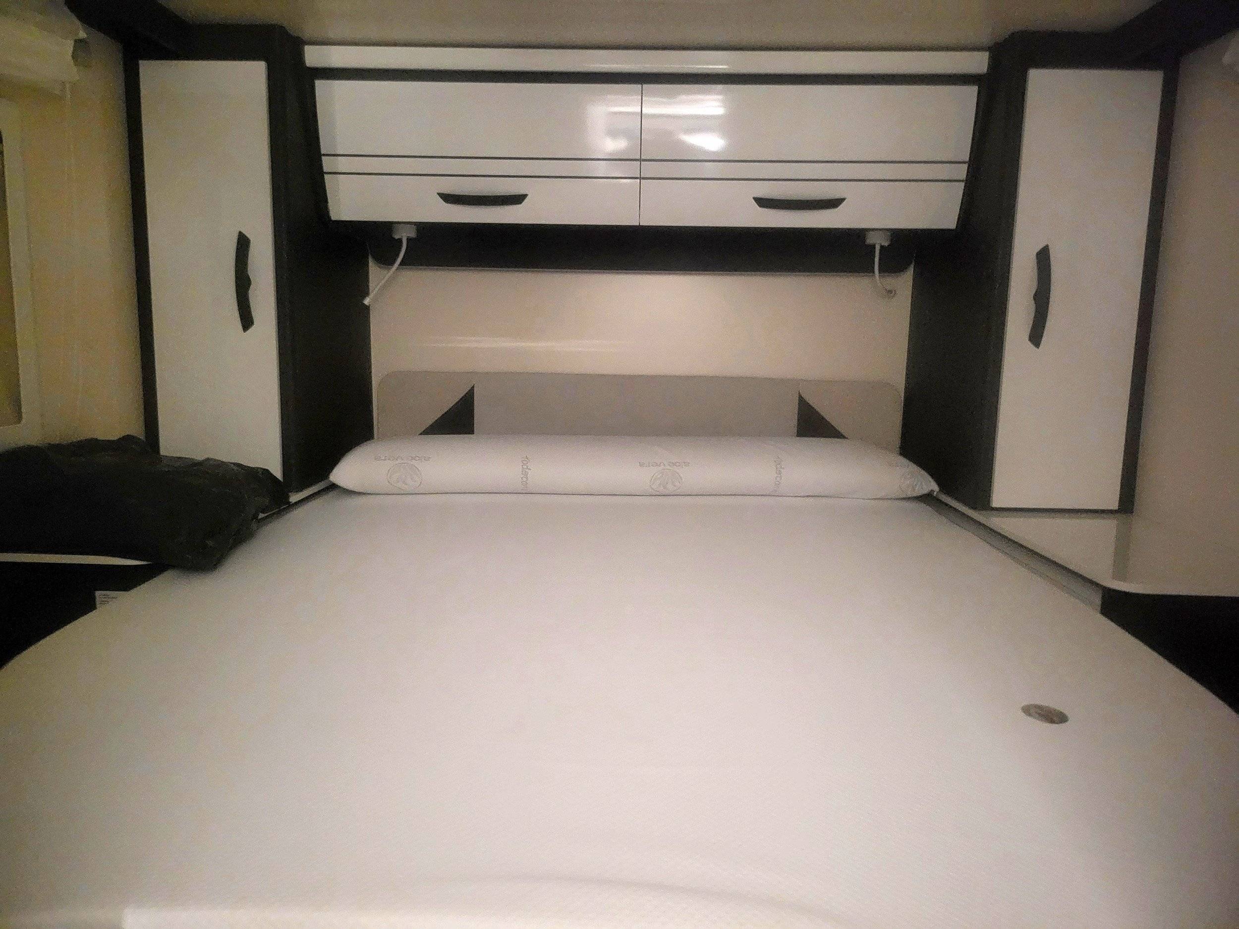 Berth Ford Transit 2,0 l 130 ch - Yescapa