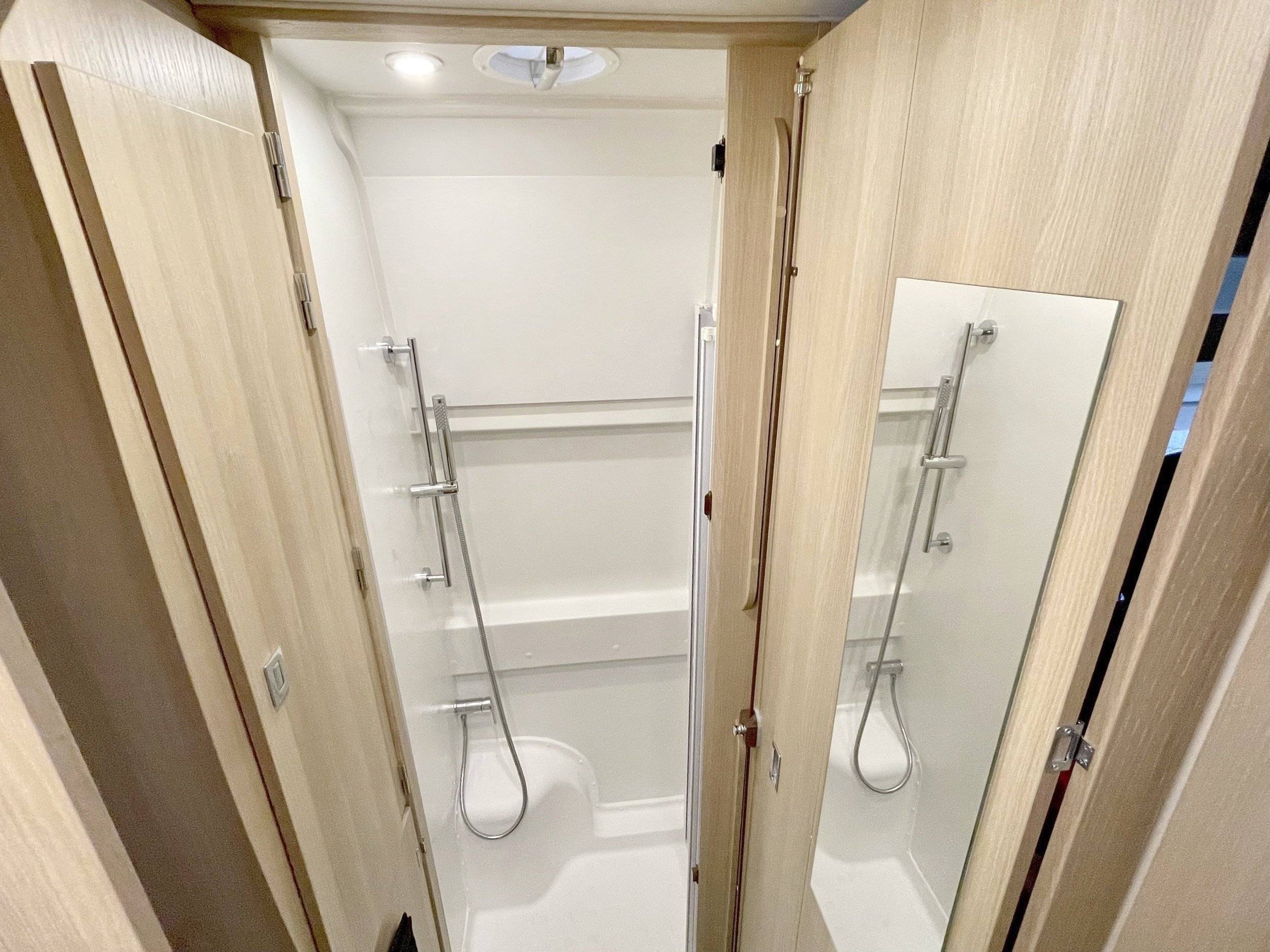 Rapido Dreamer Van XL