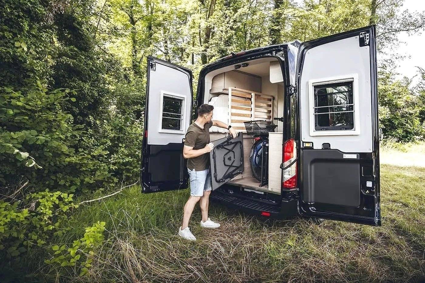 Bürstner Lineo C590