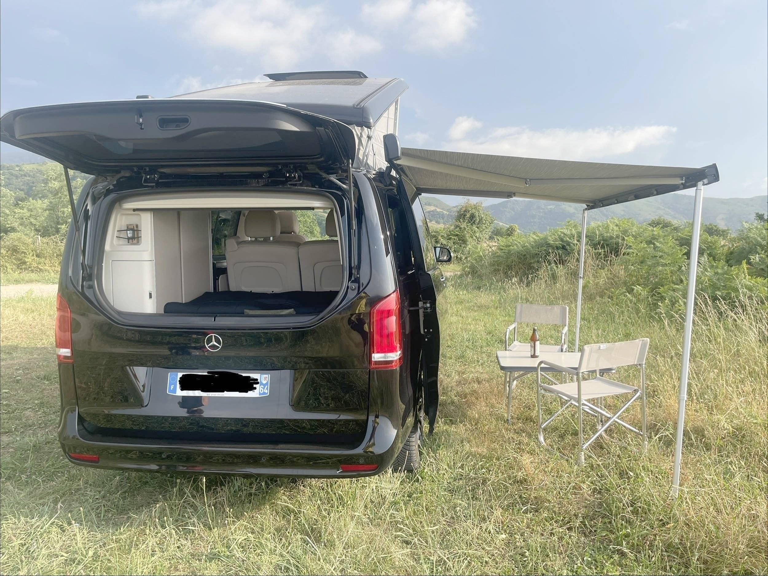 Rear view Mercedes Marco Polo - Yescapa