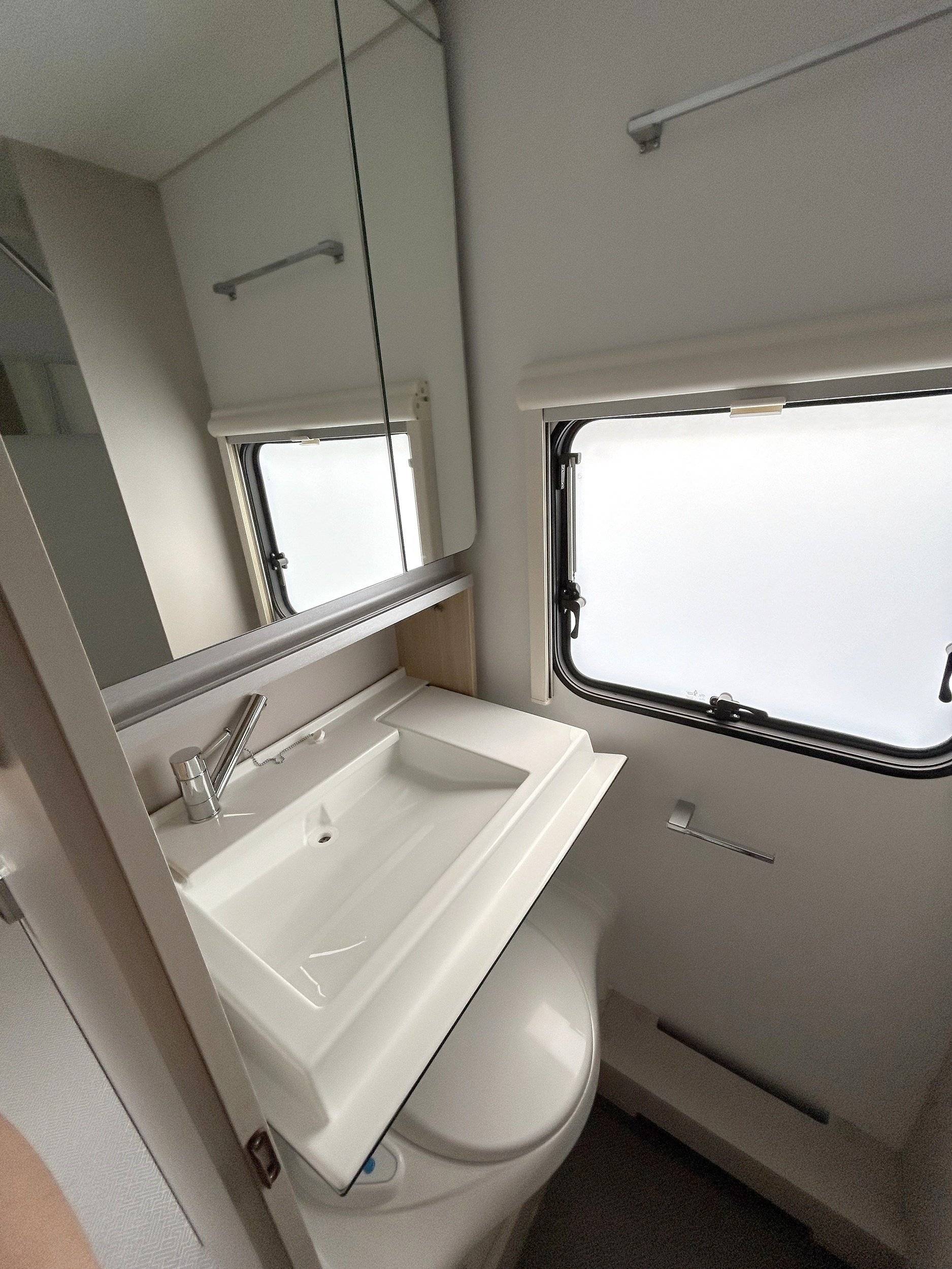 Adria Adora 573 PT