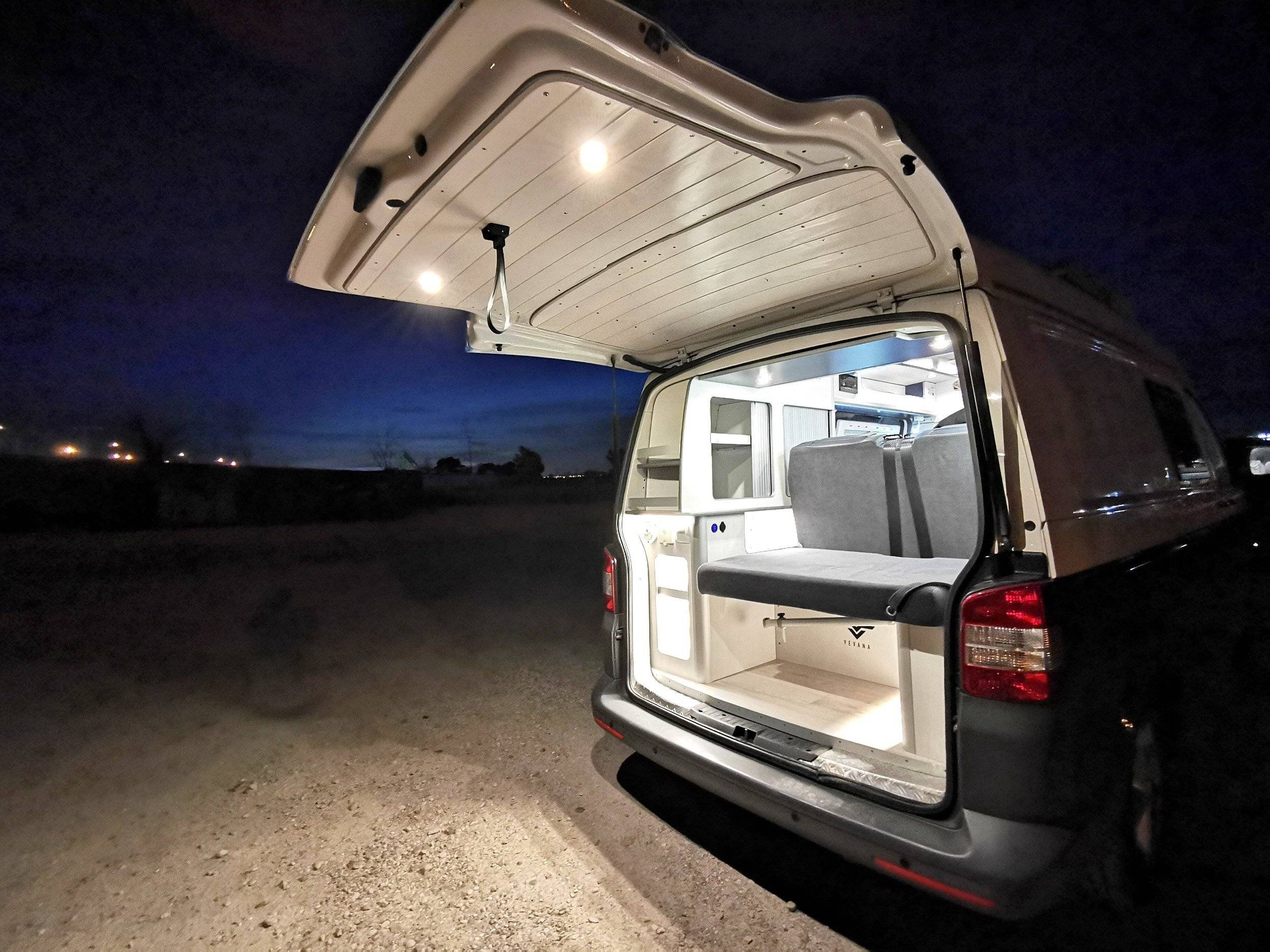 VW T5 Neptune by Yevana 