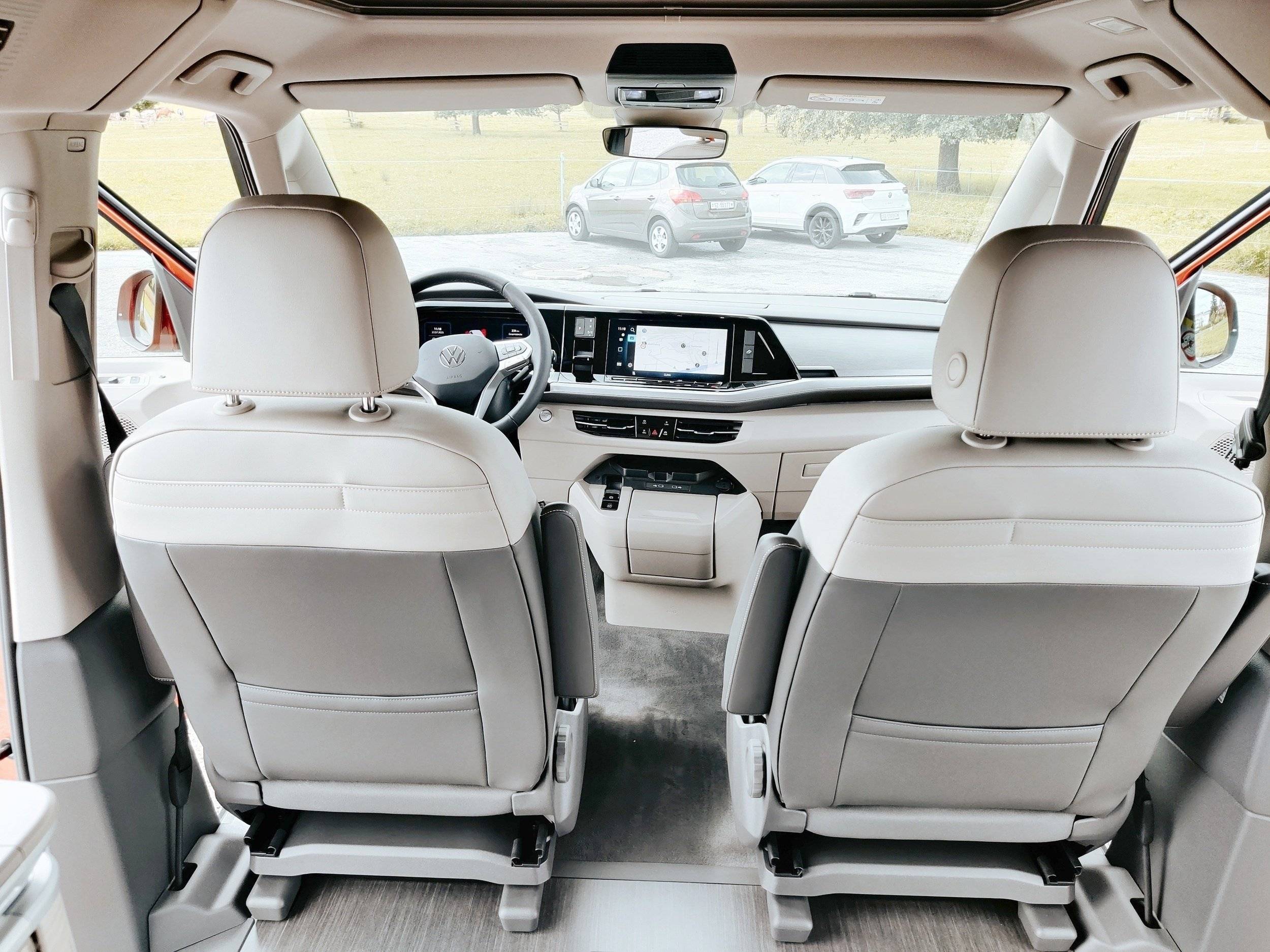 Volkswagen T7 New California Ocean PHEV 4M