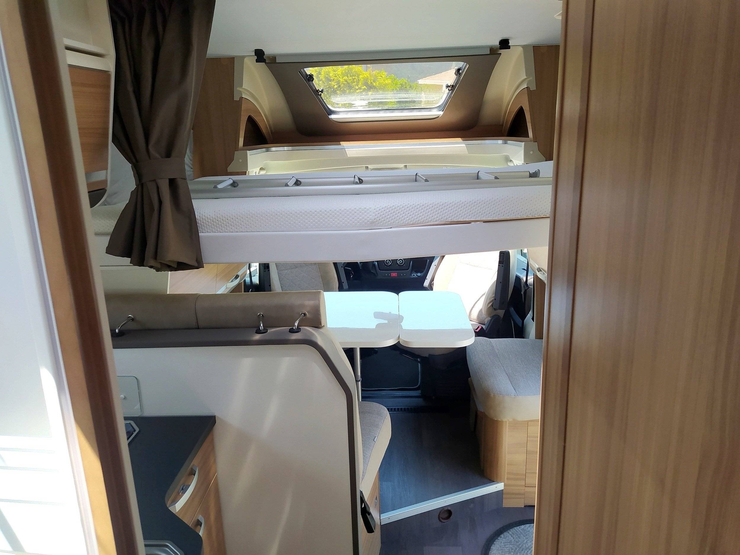 Schlafplätze Citroën Jumper 2,2 l 150 ch - Yescapa