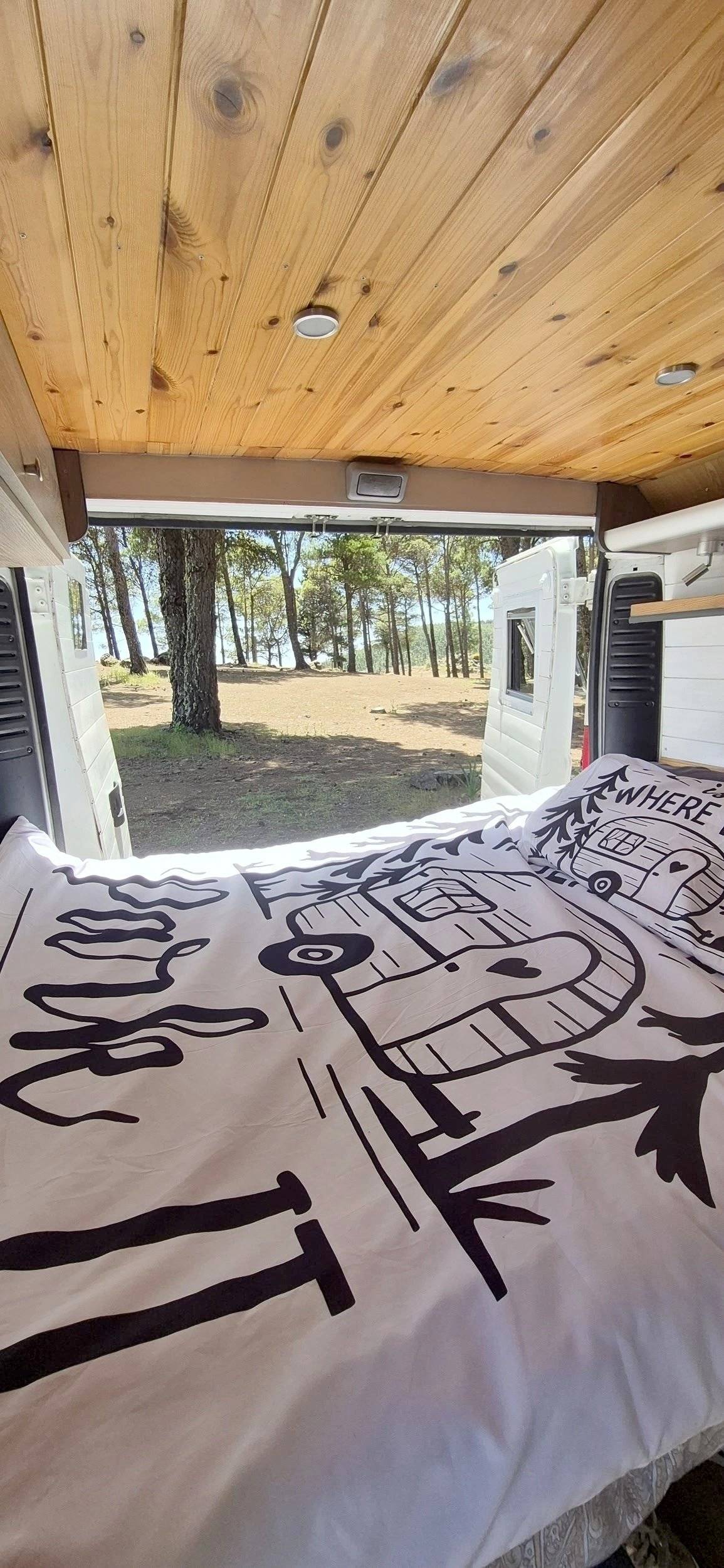 Berth Fiat Ducato 2,2 l Multijet 100 ch. - Yescapa