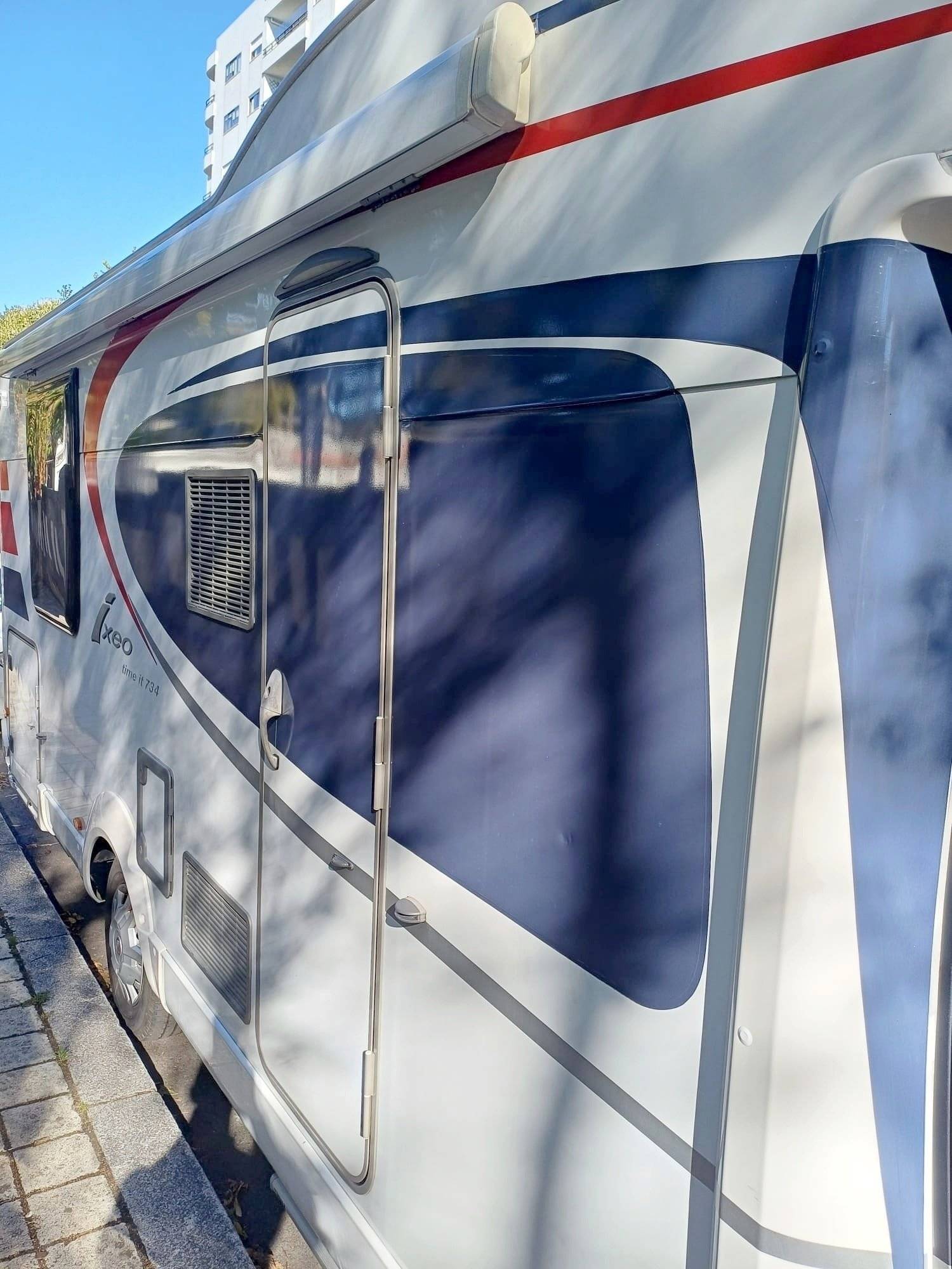 Bürstner Ixeo time IT 734