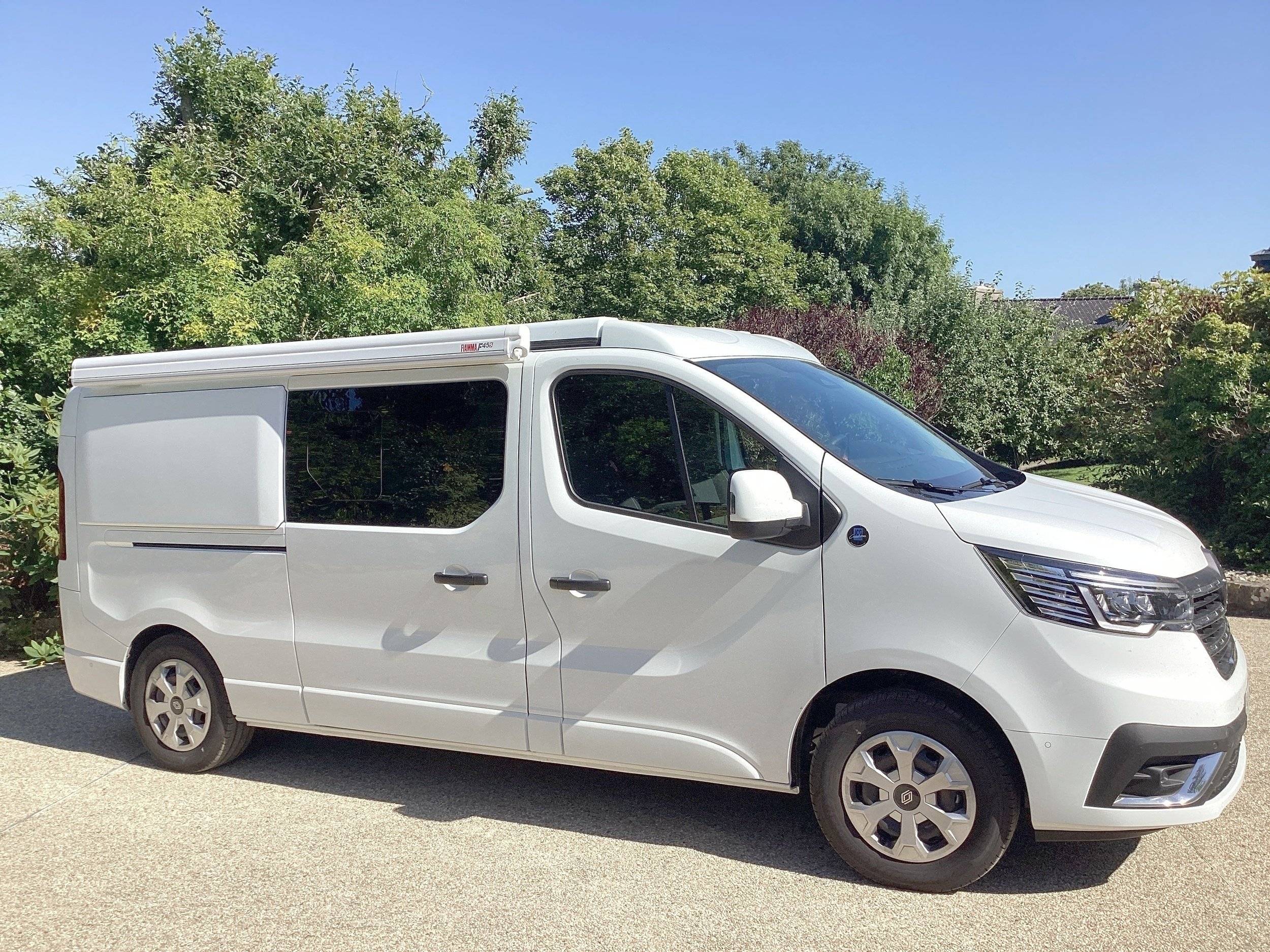 Jcg Créations Trafic 2,5 l 150 ch