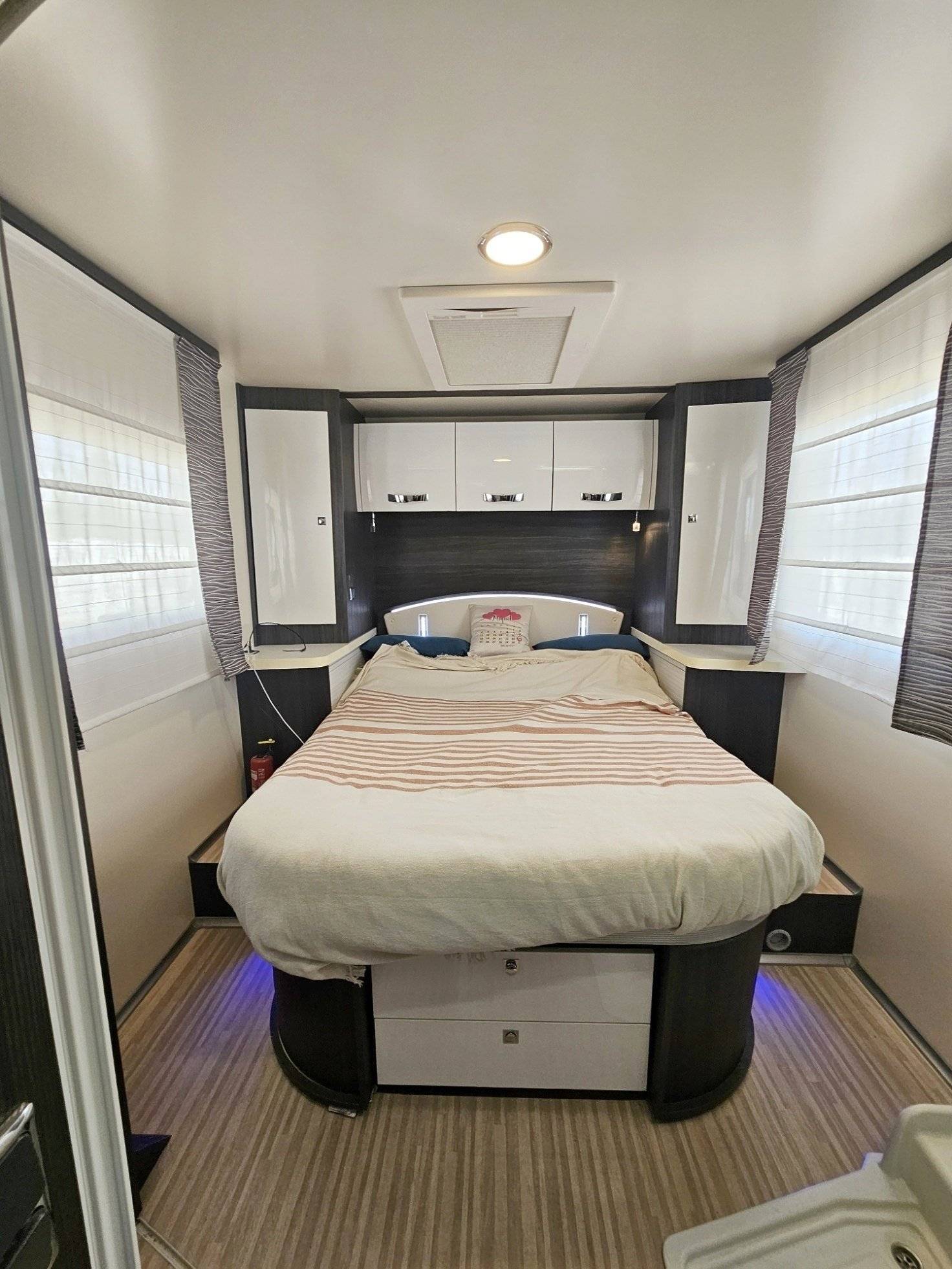 Dormidas Fiat Ducato 2,2 140cv - Yescapa