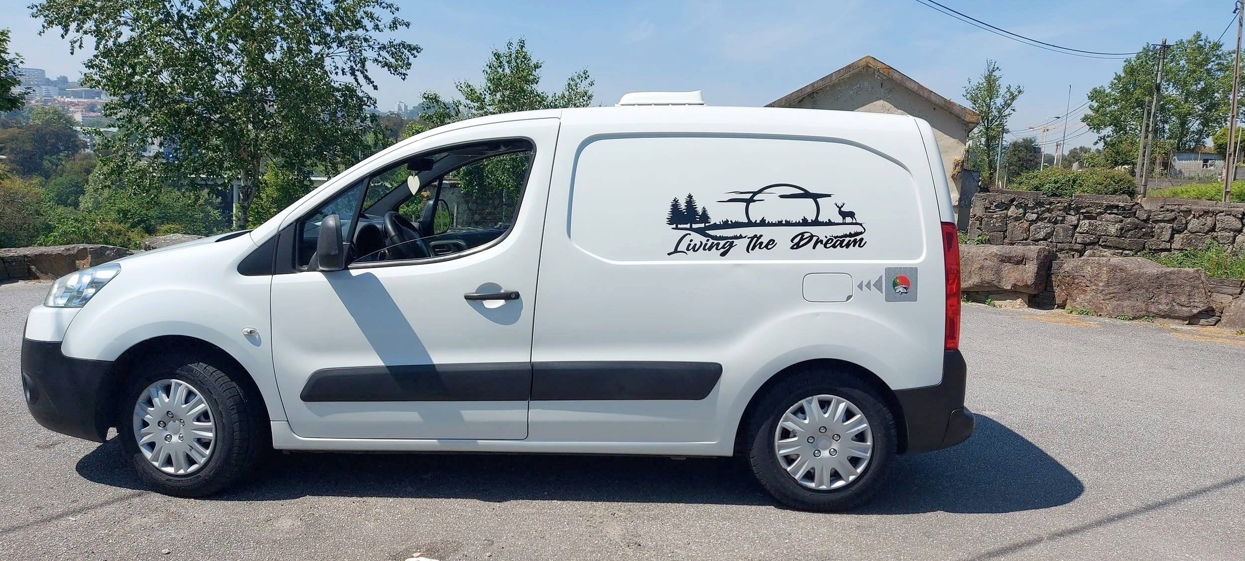 Camp'In Box Campervan