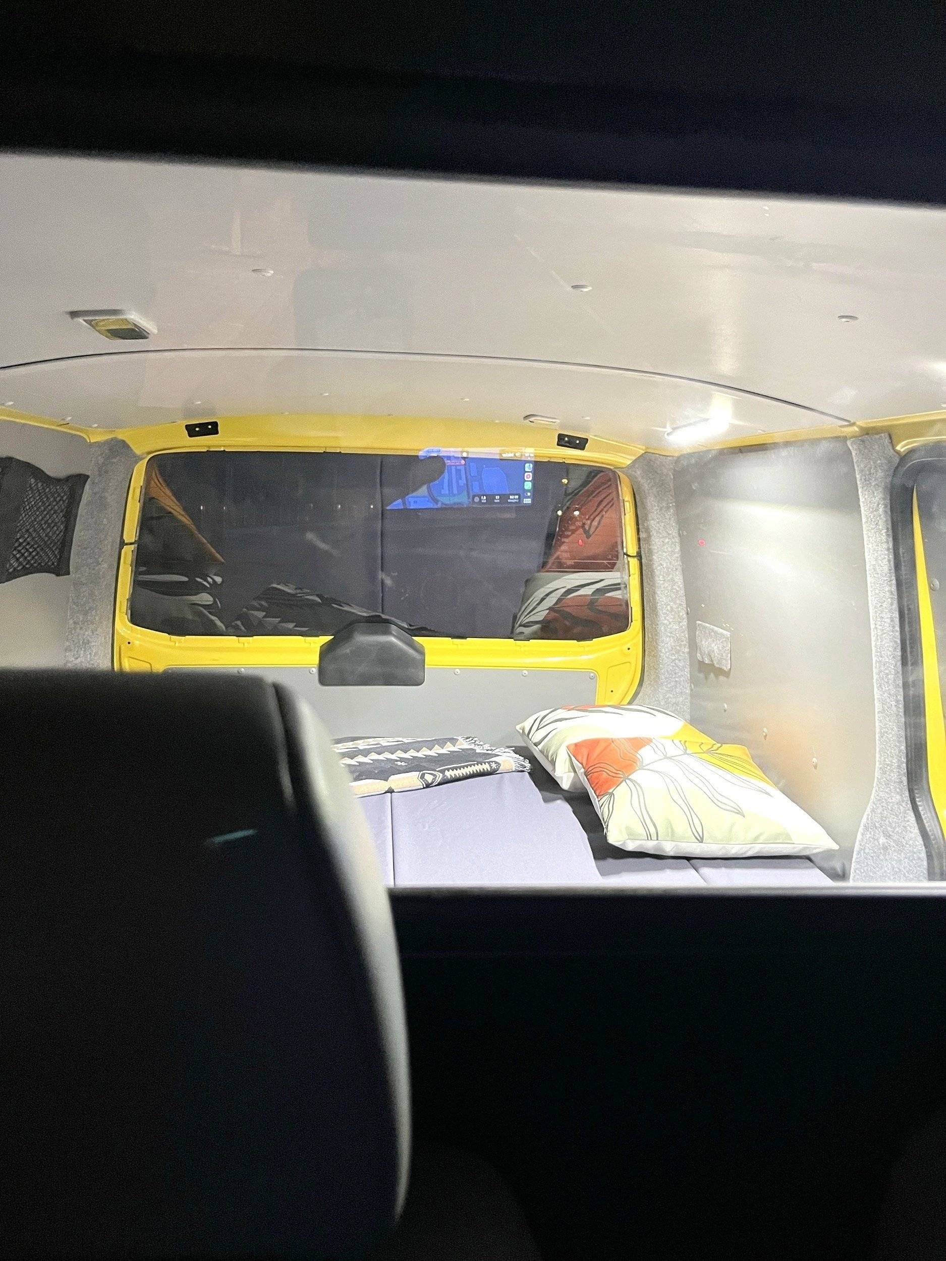 Volkswagen T5 2,0 l 102 ch