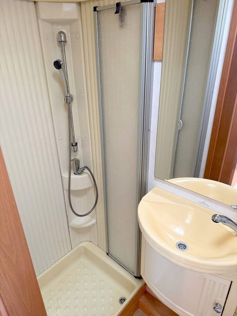 Sunlight Ford Transit 2.4 tdci