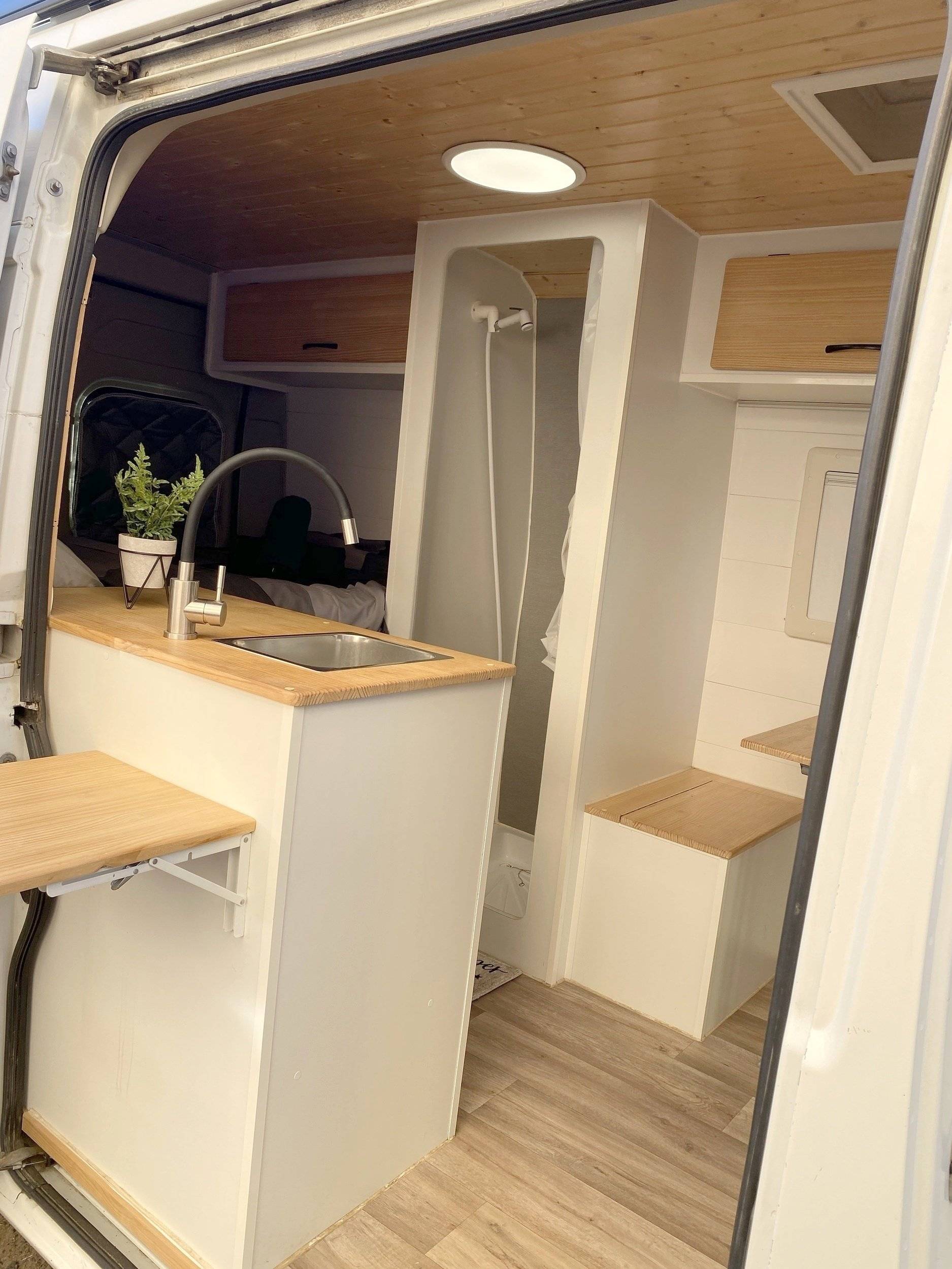 P.L.A. Citroën jumper