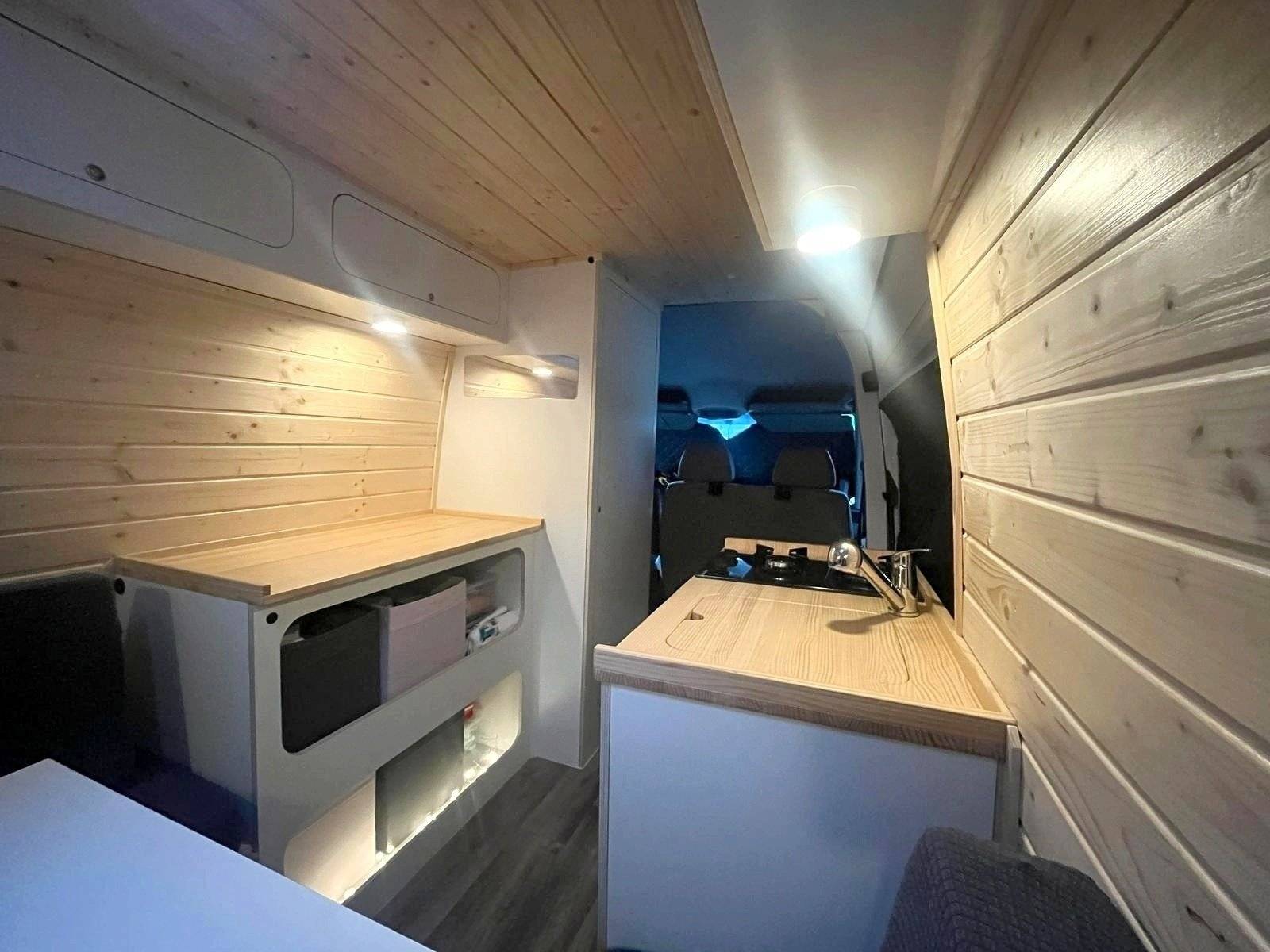 Volkswagen VOLKSWAGEN CRAFTER 2E35