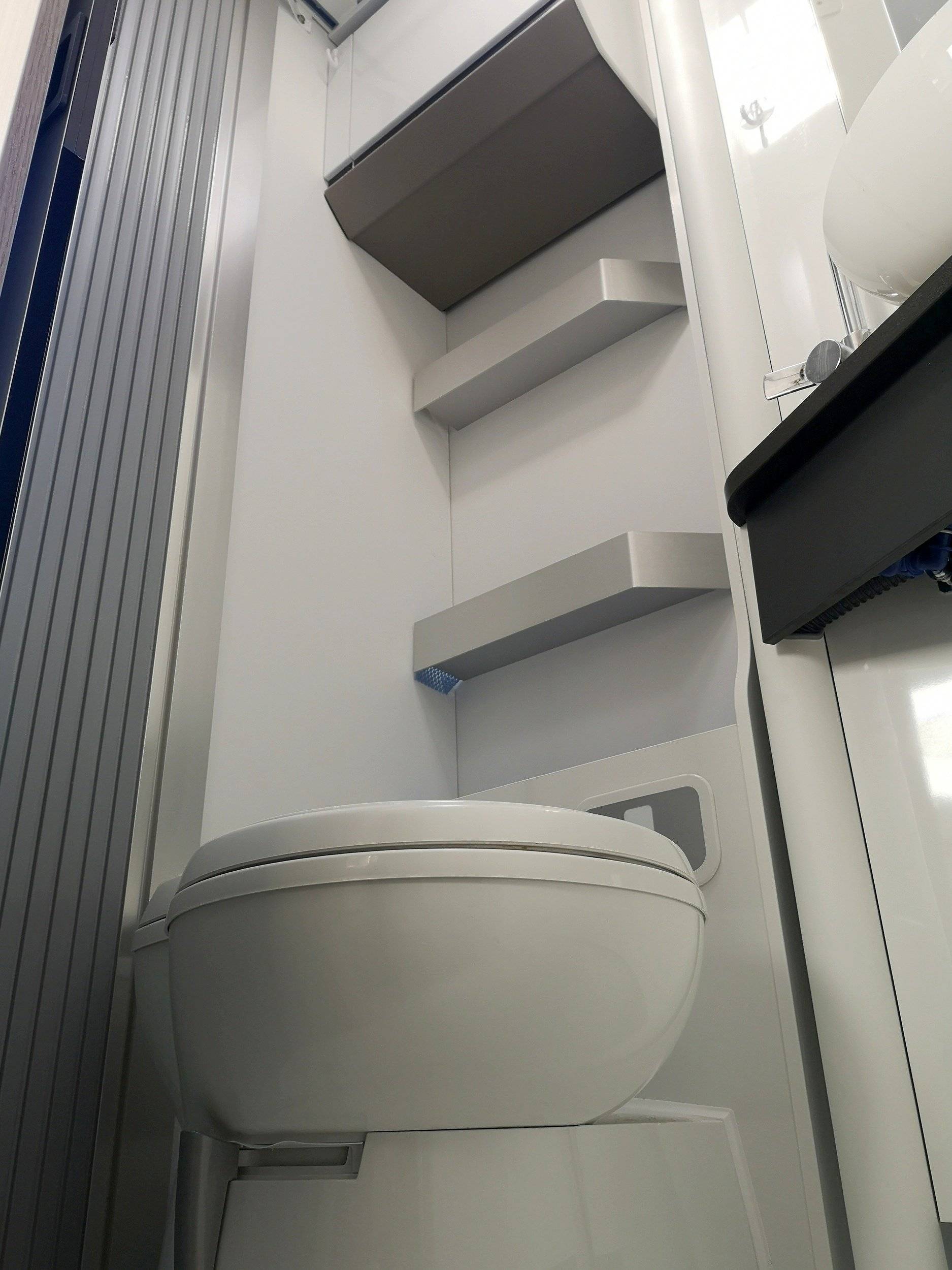 Adria Compact plus DL