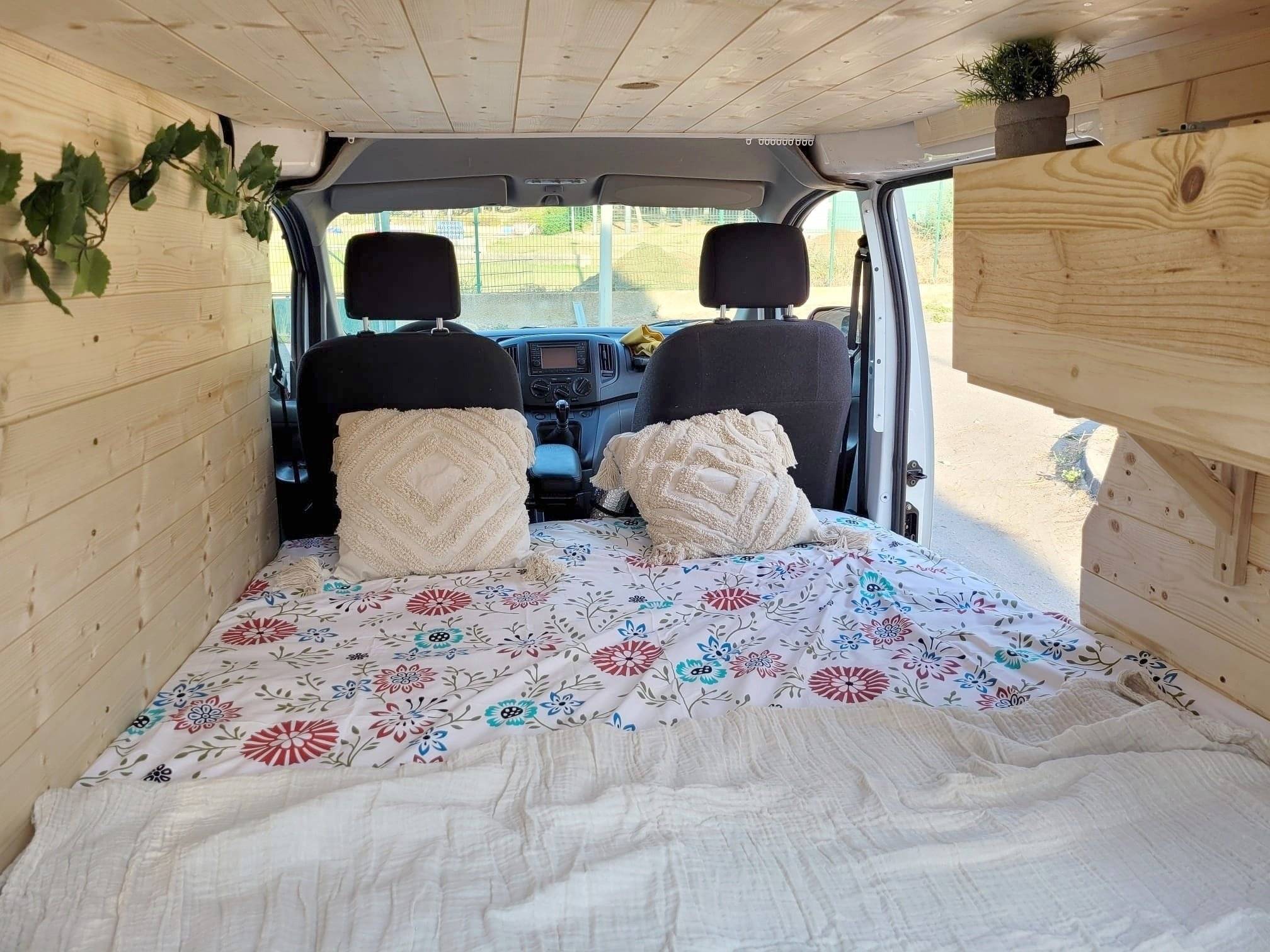 Alpes Camping-Car NV200