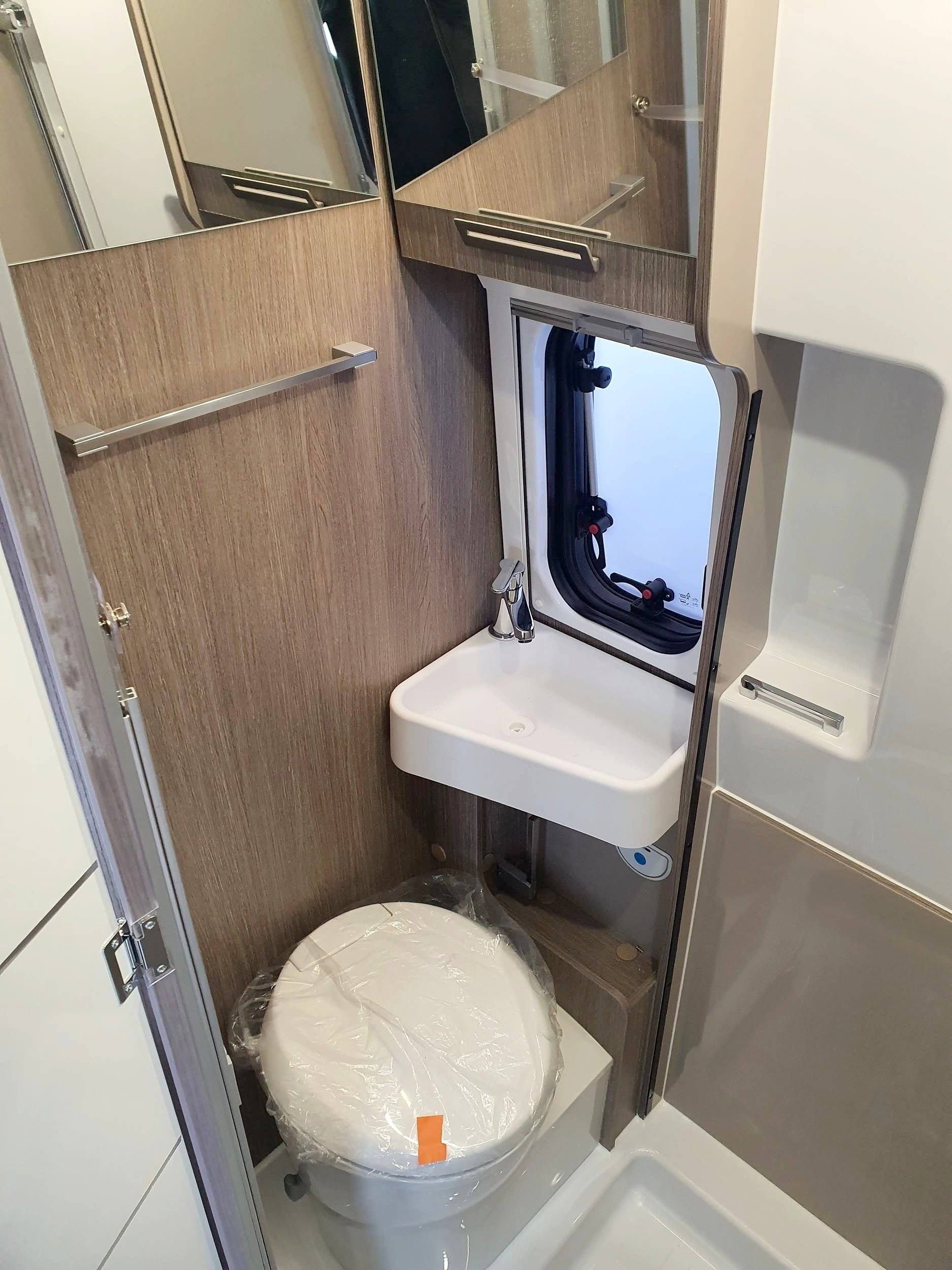 Chausson Roas Line V 594 S VIP Edition 2022