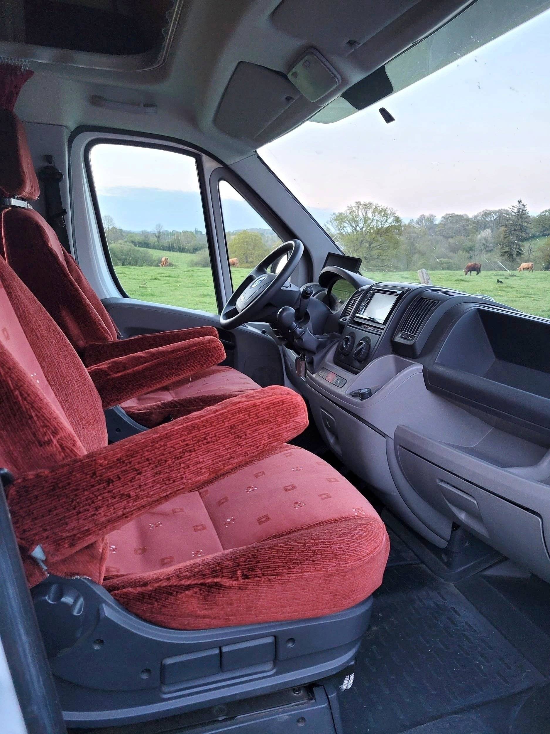 Pilote Aventura A710