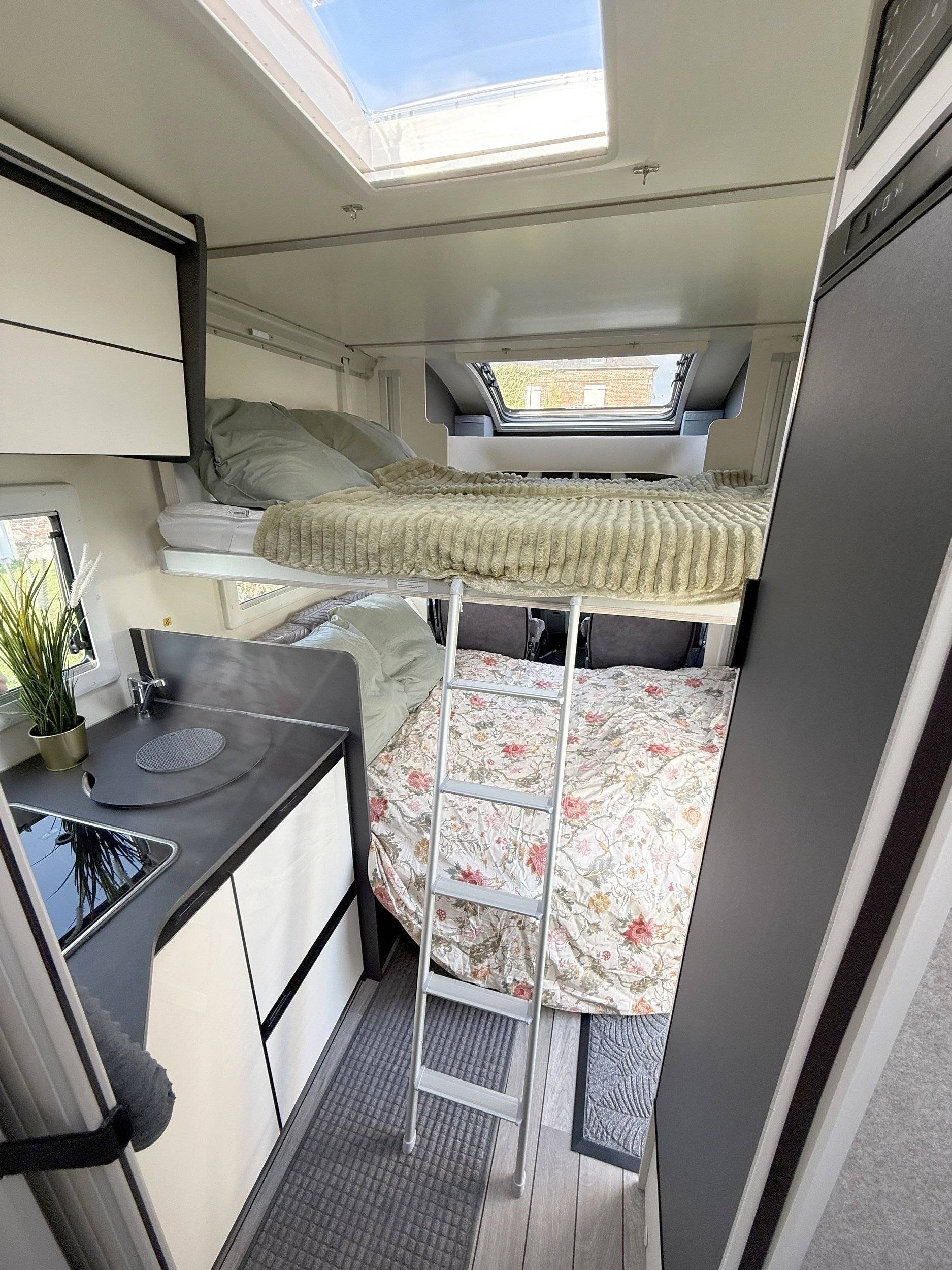 Berth Ford - Yescapa