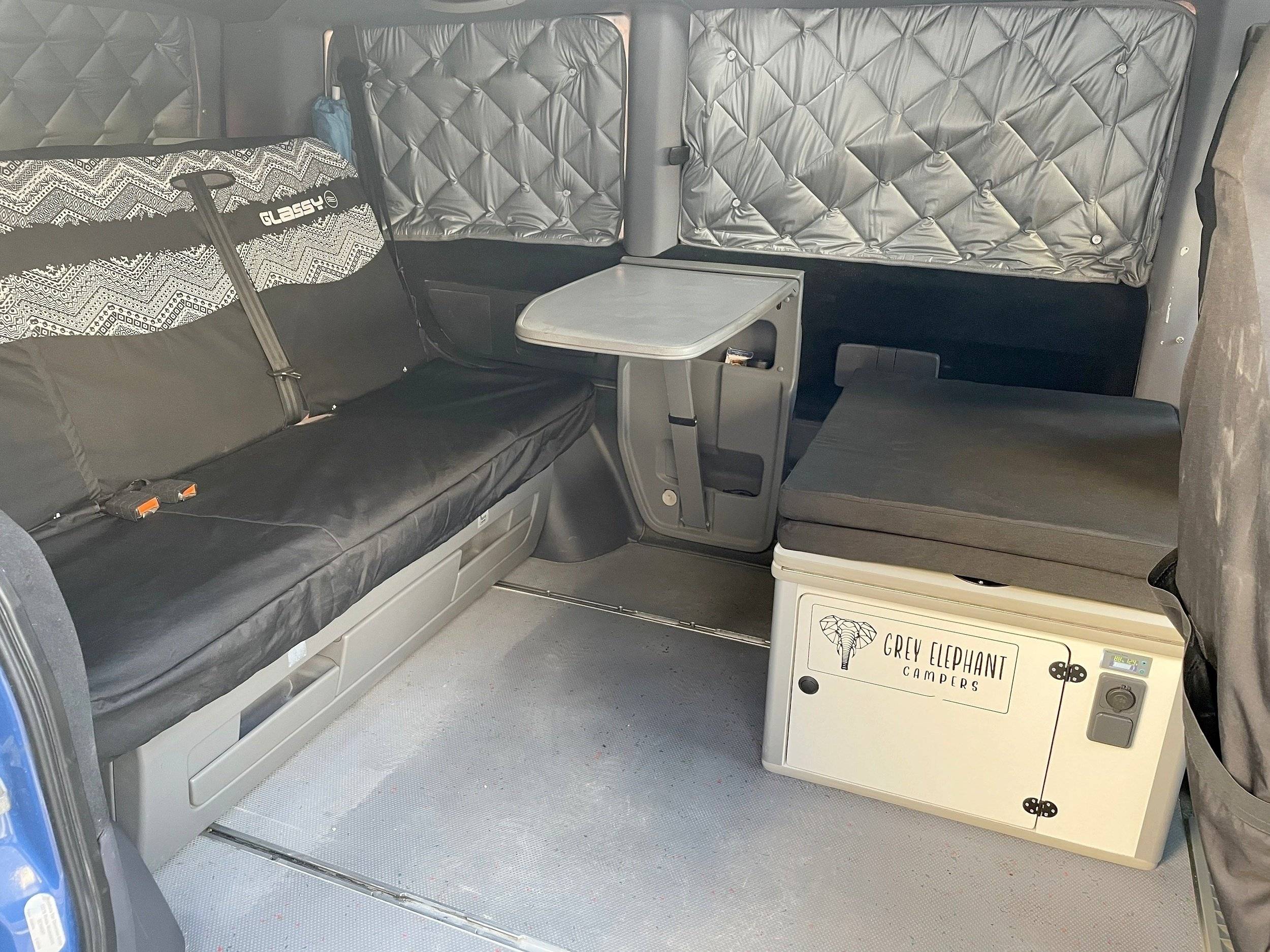Comedor Mercedes Vito 2,2 l 114 ch - Yescapa