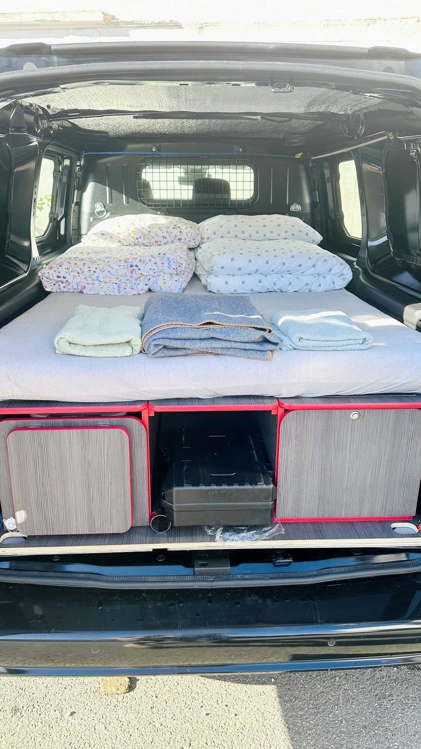 Camp'In Box Campervan