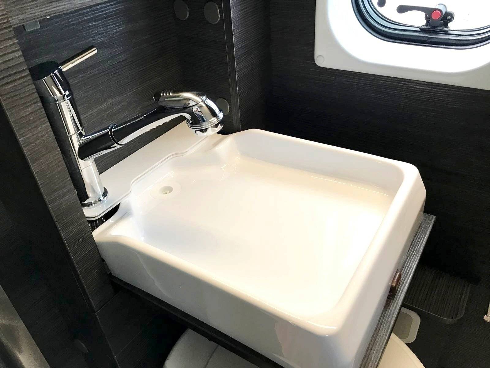 Benimar Benivan 140 Up