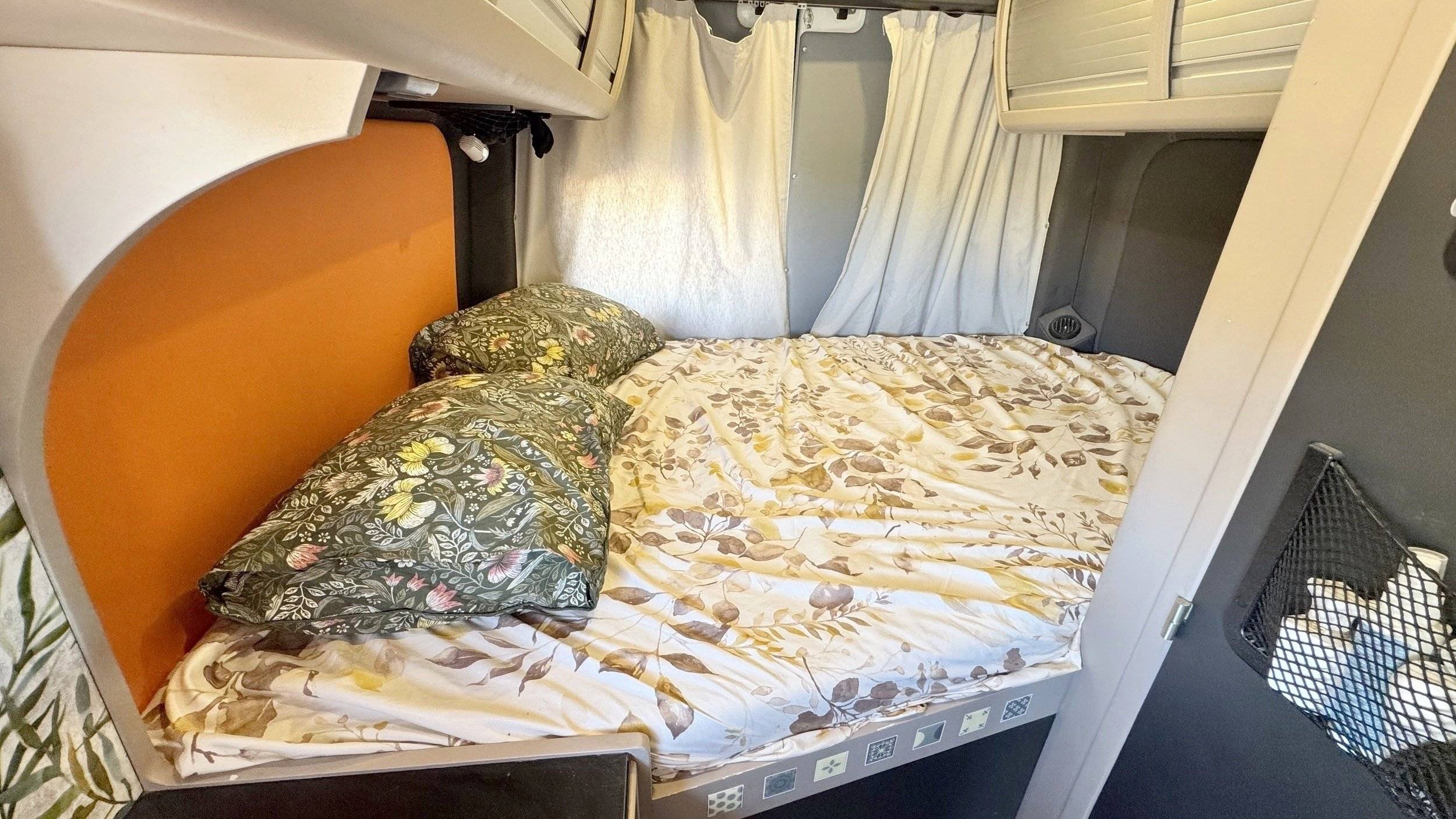 Berth Mercedes Sprinter 4x4 2,2 l 163 ch - Yescapa