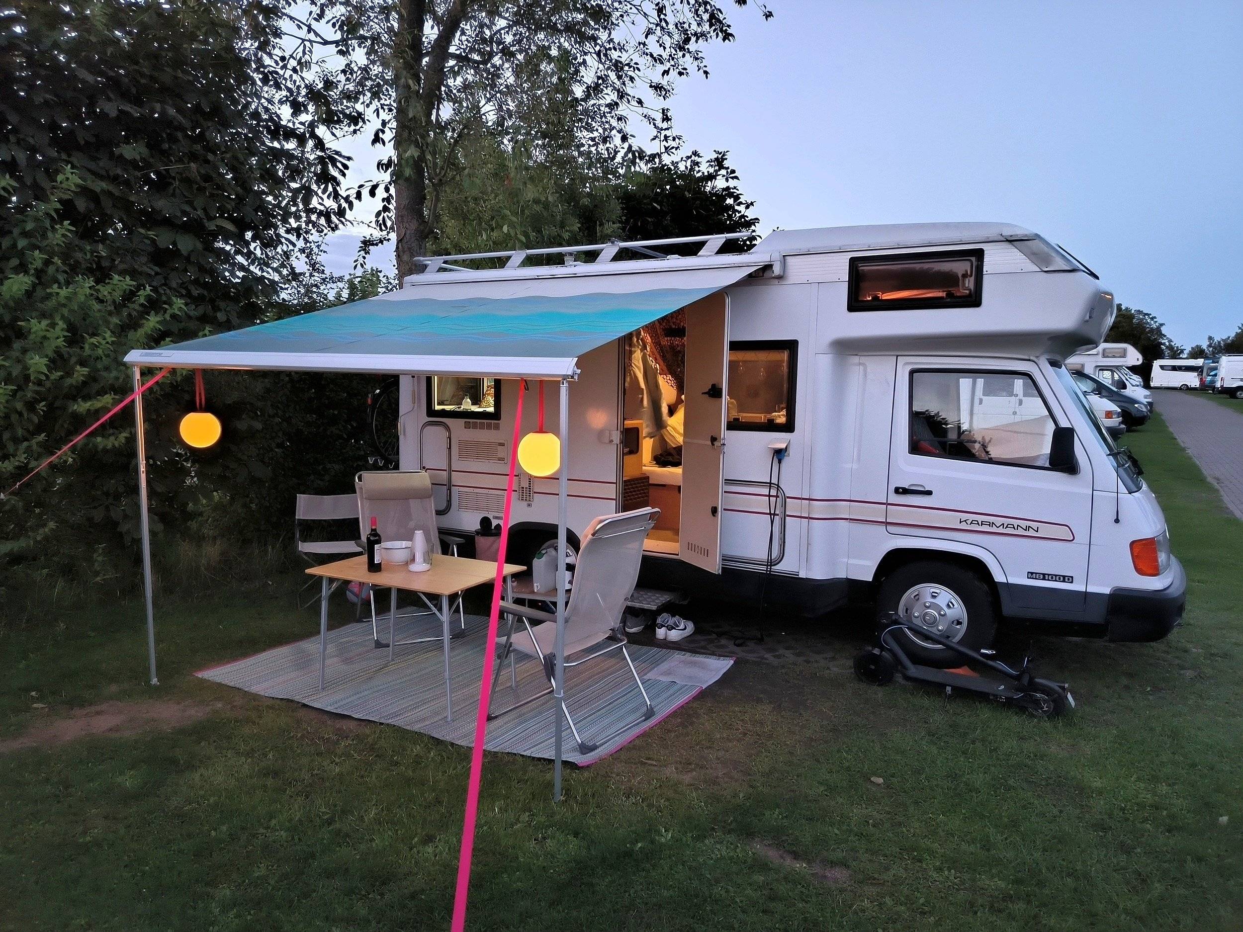 Karmann Mobil MB 100 D