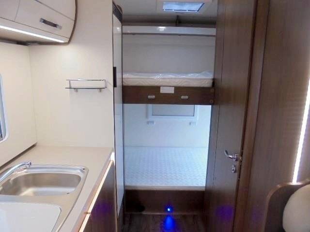 Continental 790M Transit 2,0 l 130 ch