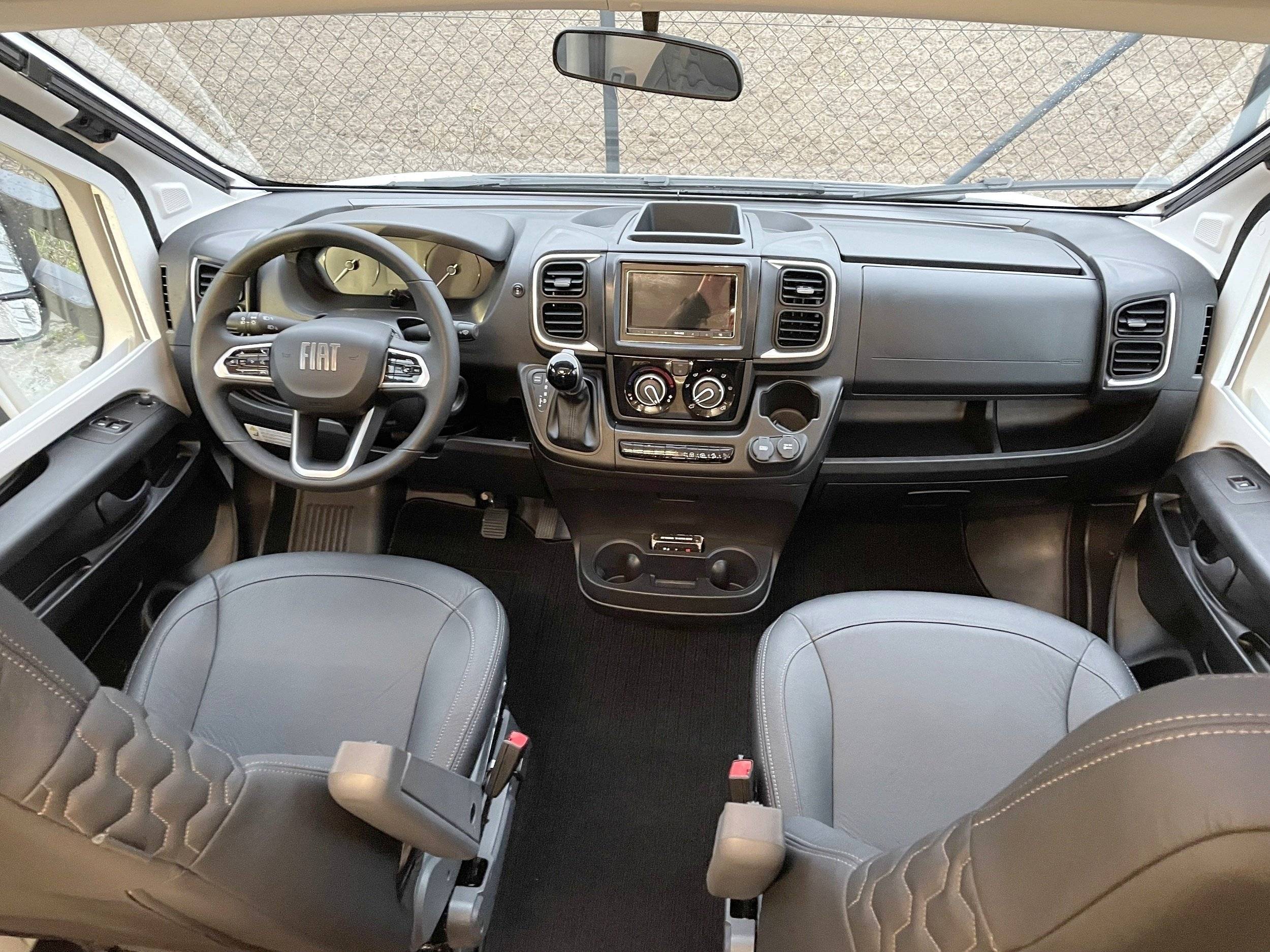 Adria Adria Matrix Axess 650 DC