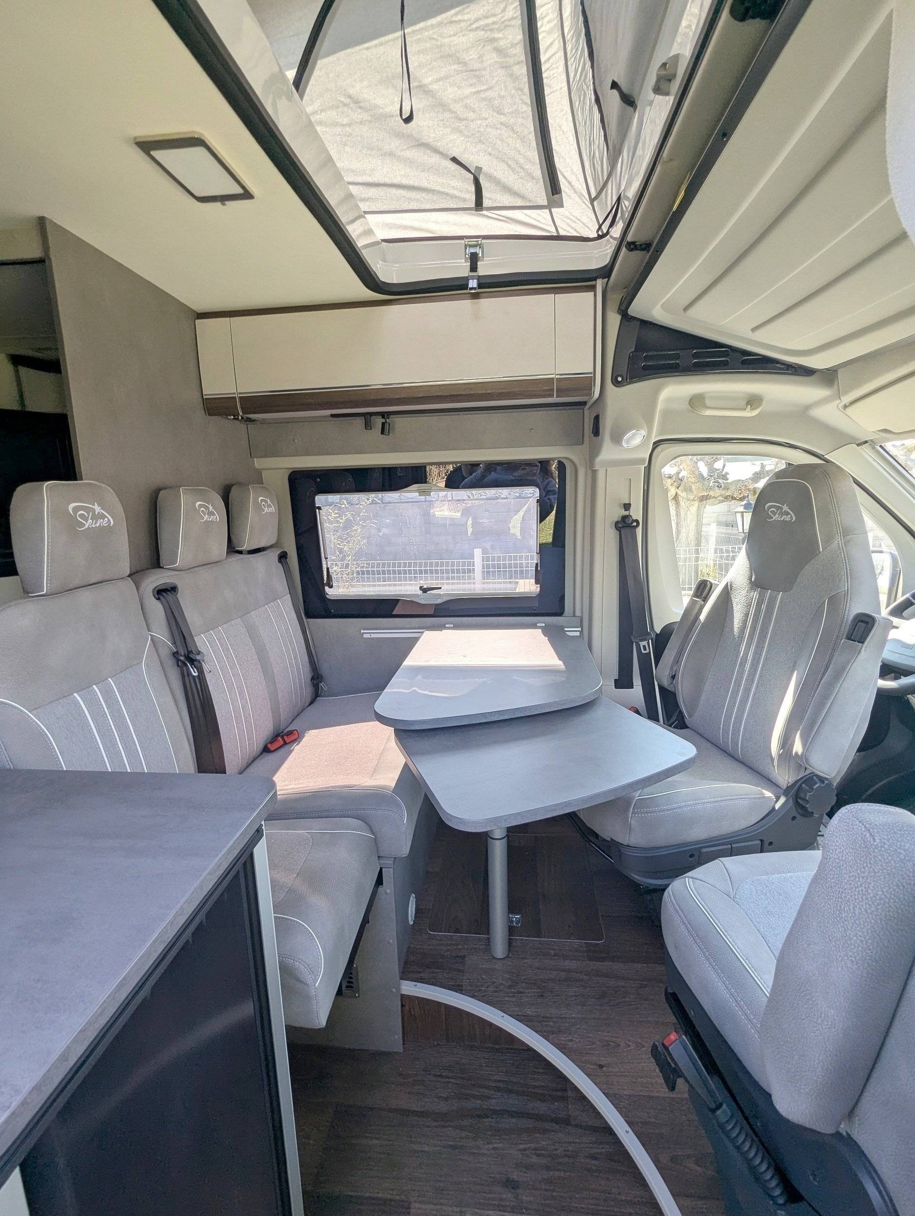 Pössl ¨Pössl 600 summit shine