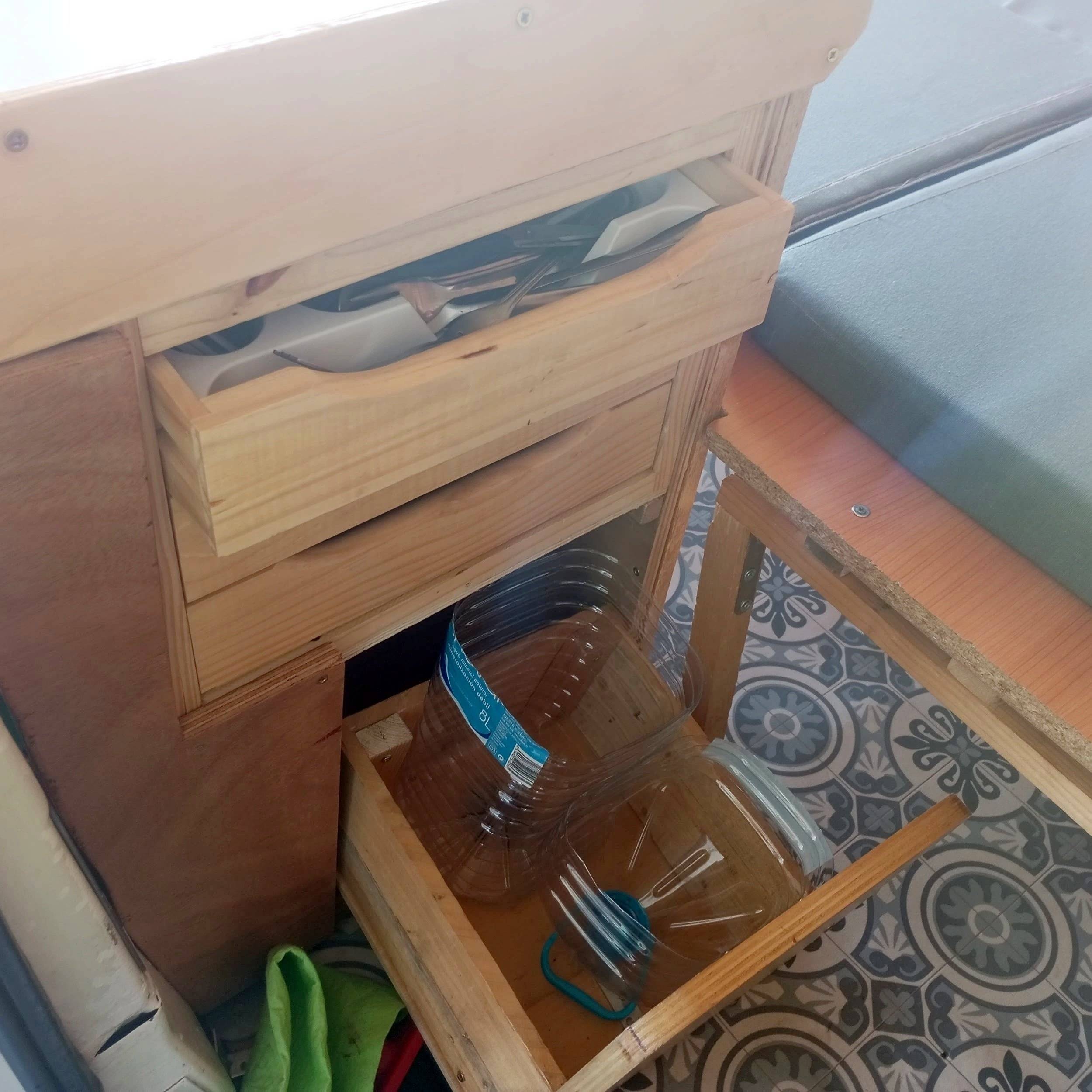 Ford Transit 2,5 l TDCi 140 ch.